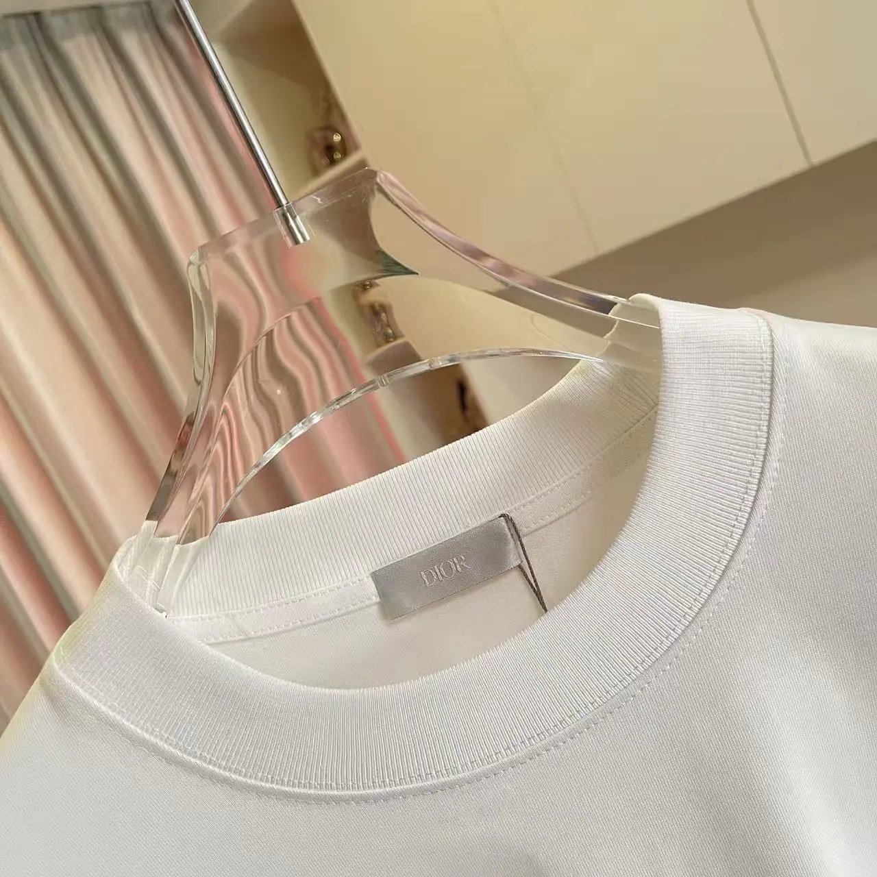 디올 3D 실리콘 로고 남성 반팔 티셔츠 상세 이미지 4