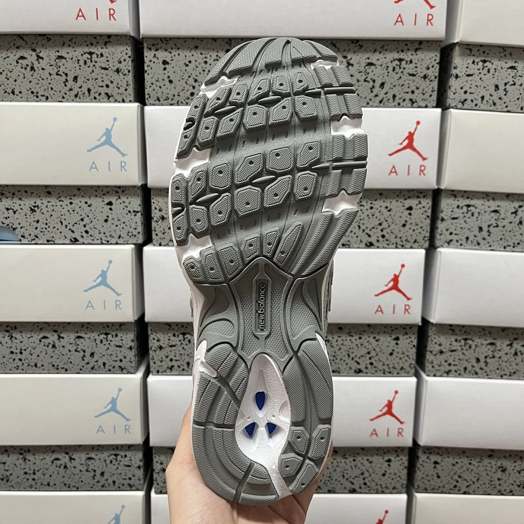 뉴발란스 [XY] 740v2 U740GS2 202062 New Balance 740v2 Grey Reflection Slate 상세 이미지 3