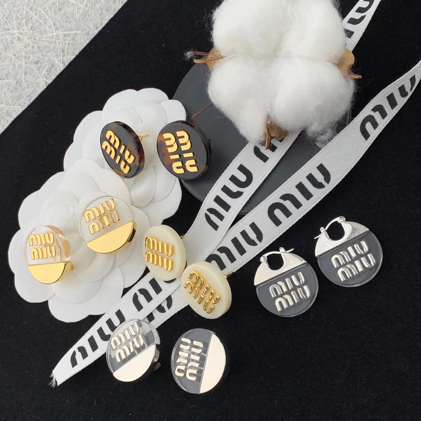 미우미우 귀걸이 61168 Miu Miu Earrings 상세 이미지 3
