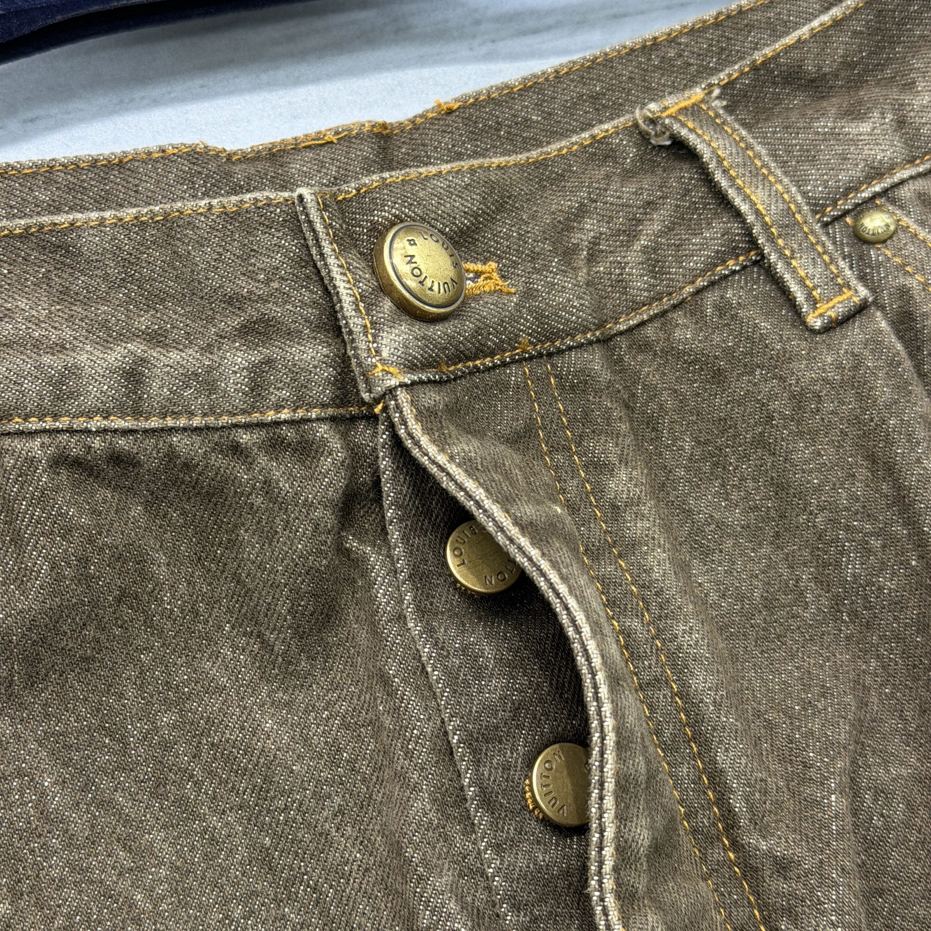 루이비통 SS 워싱 데님 반바지 41409 Louis Vuitton Shorts 상세 이미지 16