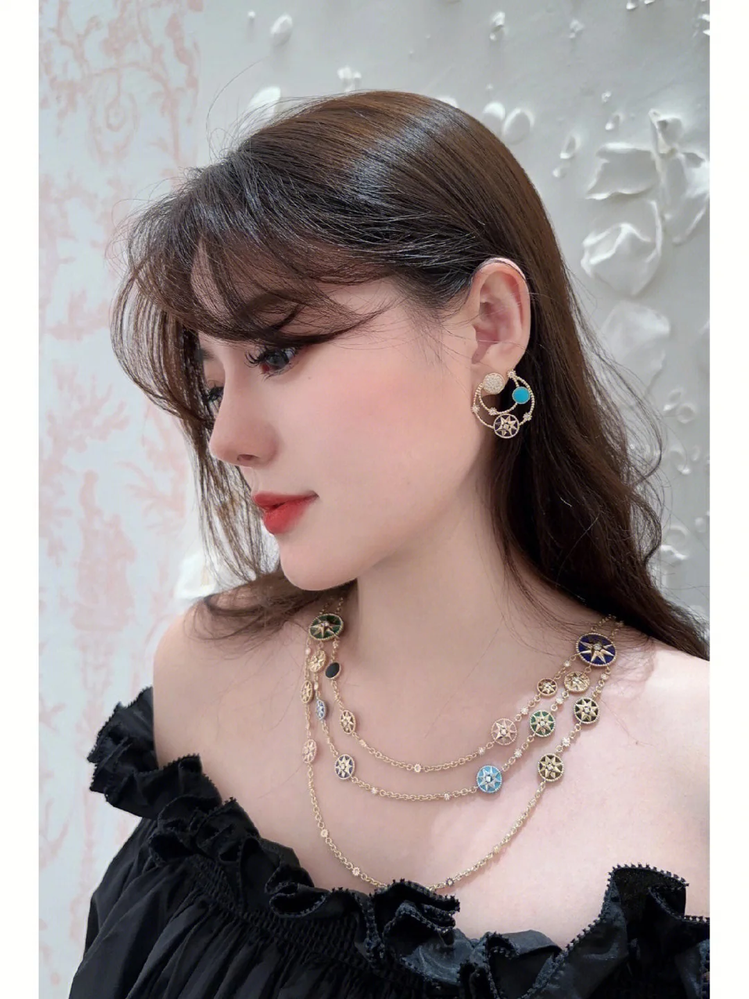 디올 콤파스 로즈 귀걸이 상세 이미지 2