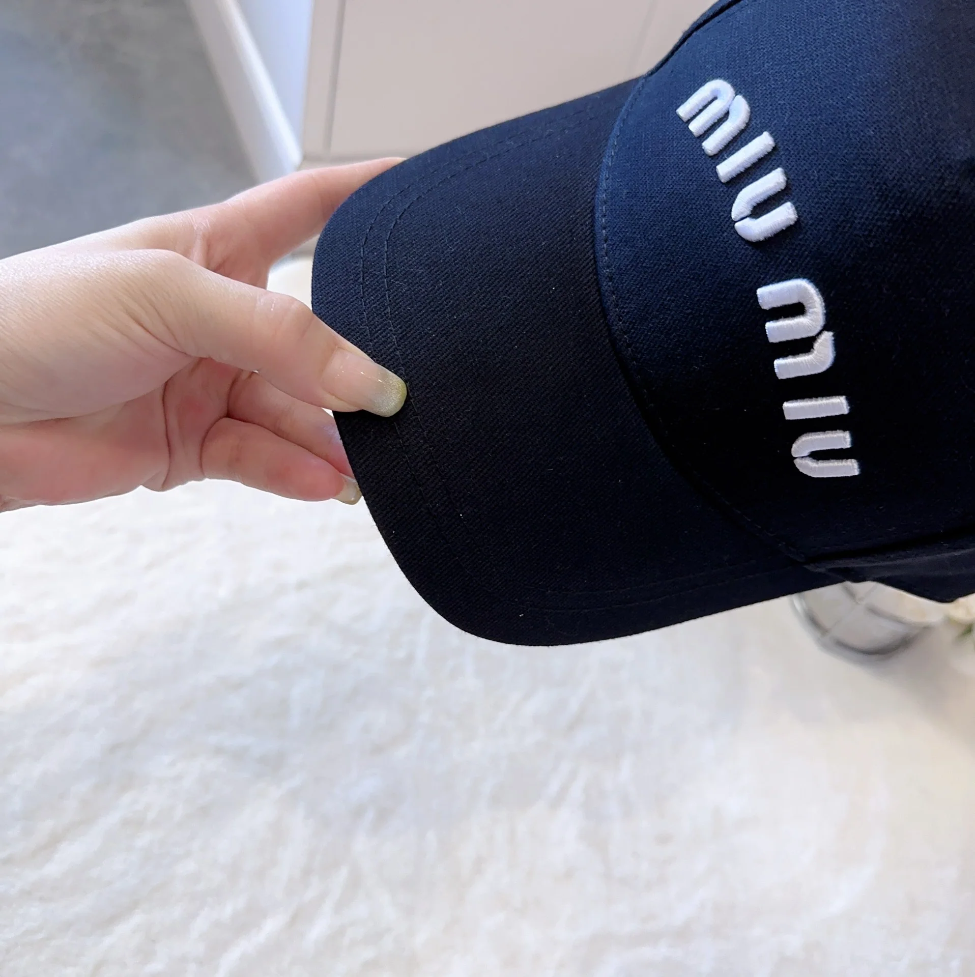 미우미우 모자 79411 Miu Miu Cap 상세 이미지 8