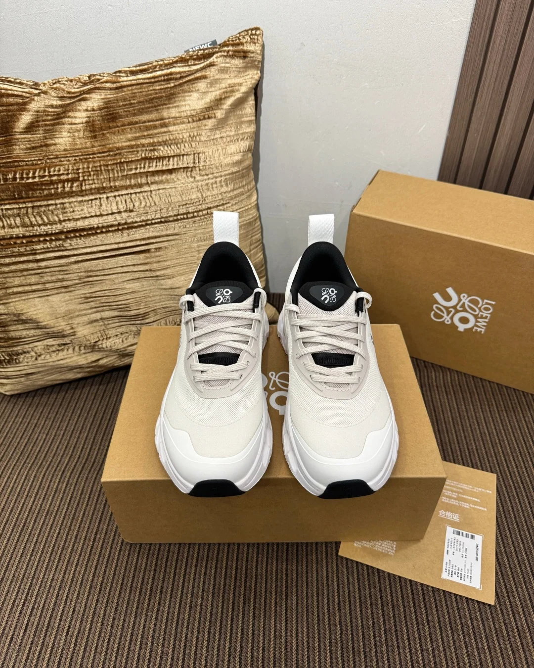 로에베 스니커즈 메시 187654