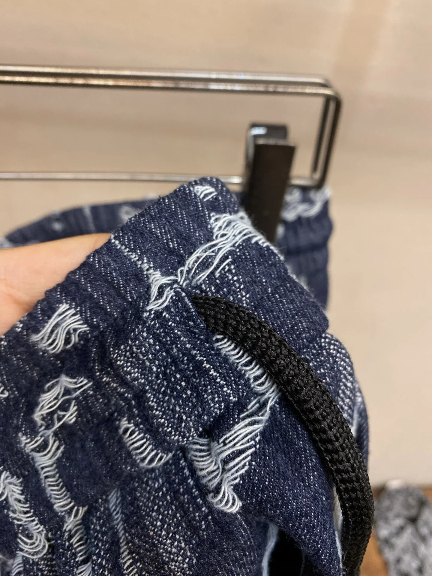 펜디 남성 반바지 53063 Fendi Shorts 상세 이미지 3
