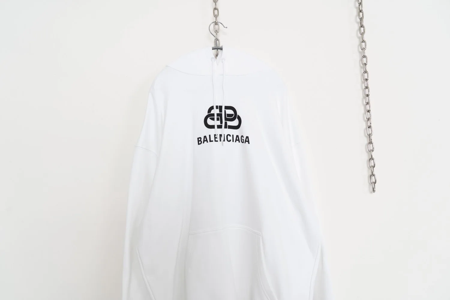 발렌시아가 BALENCIA 로고 프린트 후드 남성용 상세 이미지 3