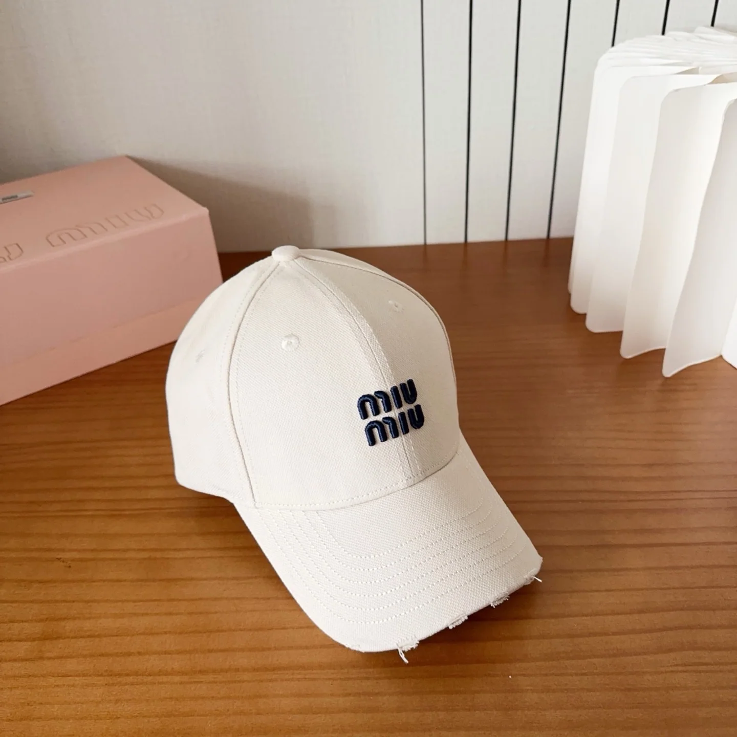미우미우 모자 80857 Miu Miu Cap 상세 이미지 7