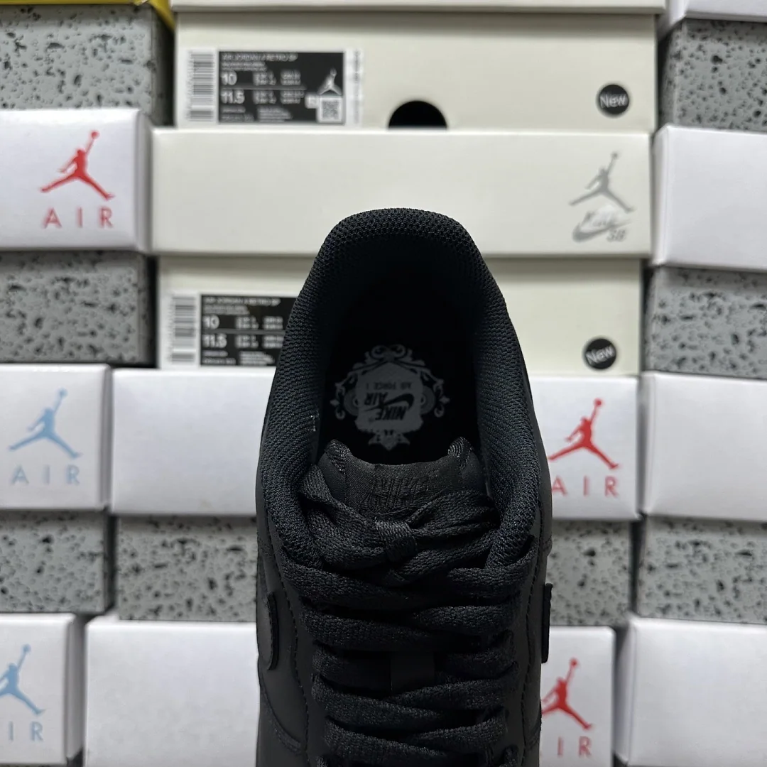나이키 [XY/PB] 에어 포스 1 로우 CW2288-001 201727 Nike Air Force 1 Low '07 Black 상세 이미지 7