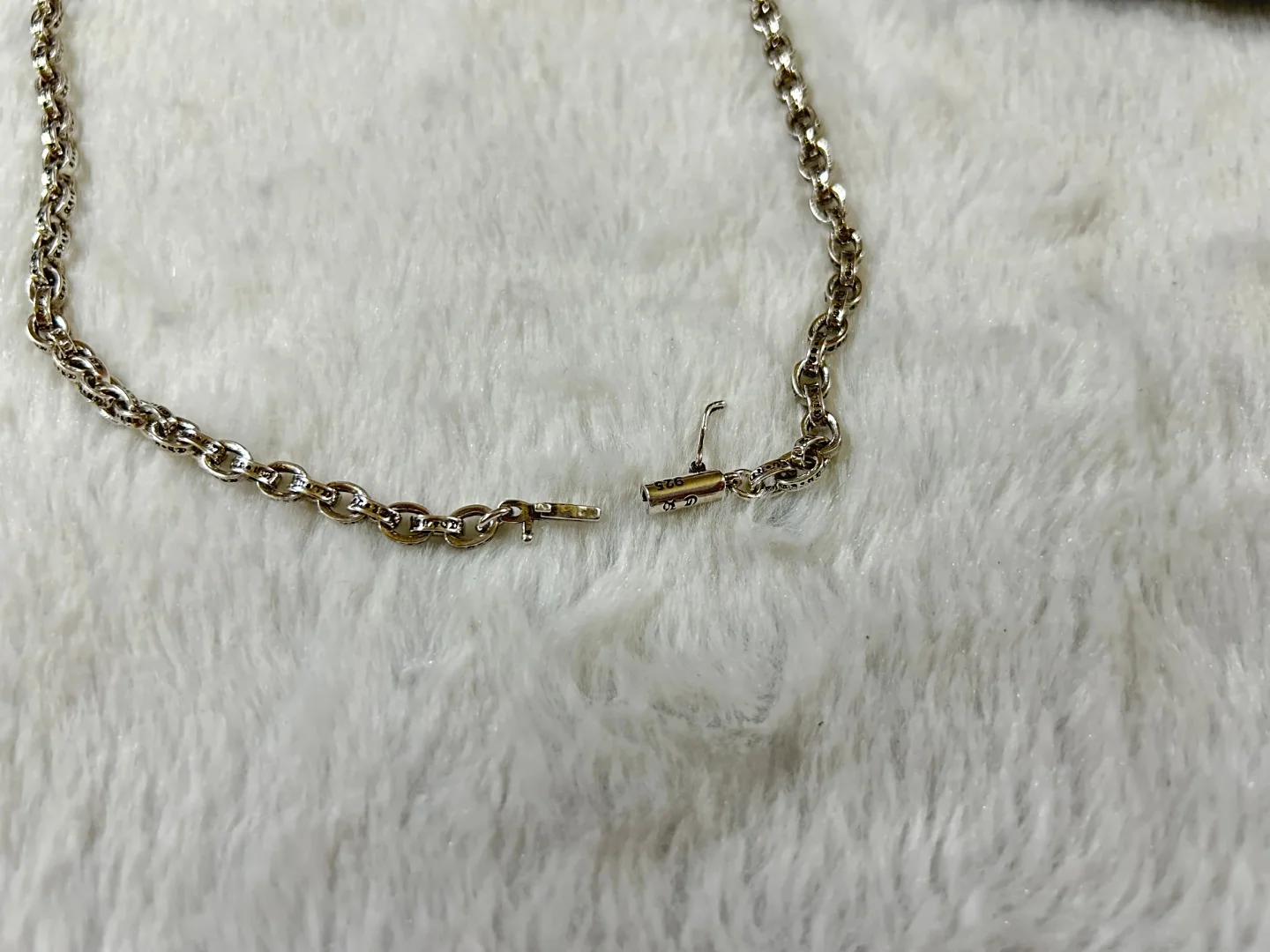 크롬하츠 오벌 레터 목걸이 상세 이미지 5