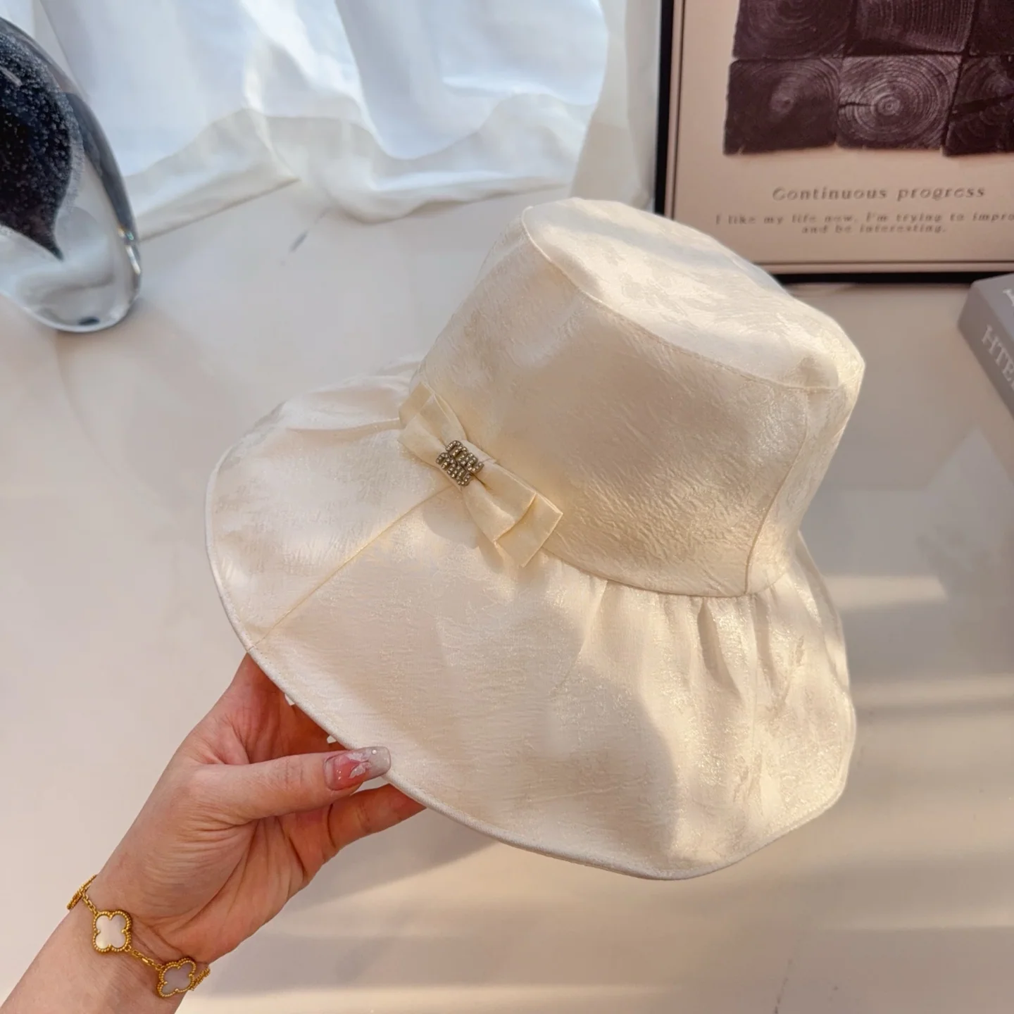 미우미우 모자 81255 Miu Miu Cap 상세 이미지 8