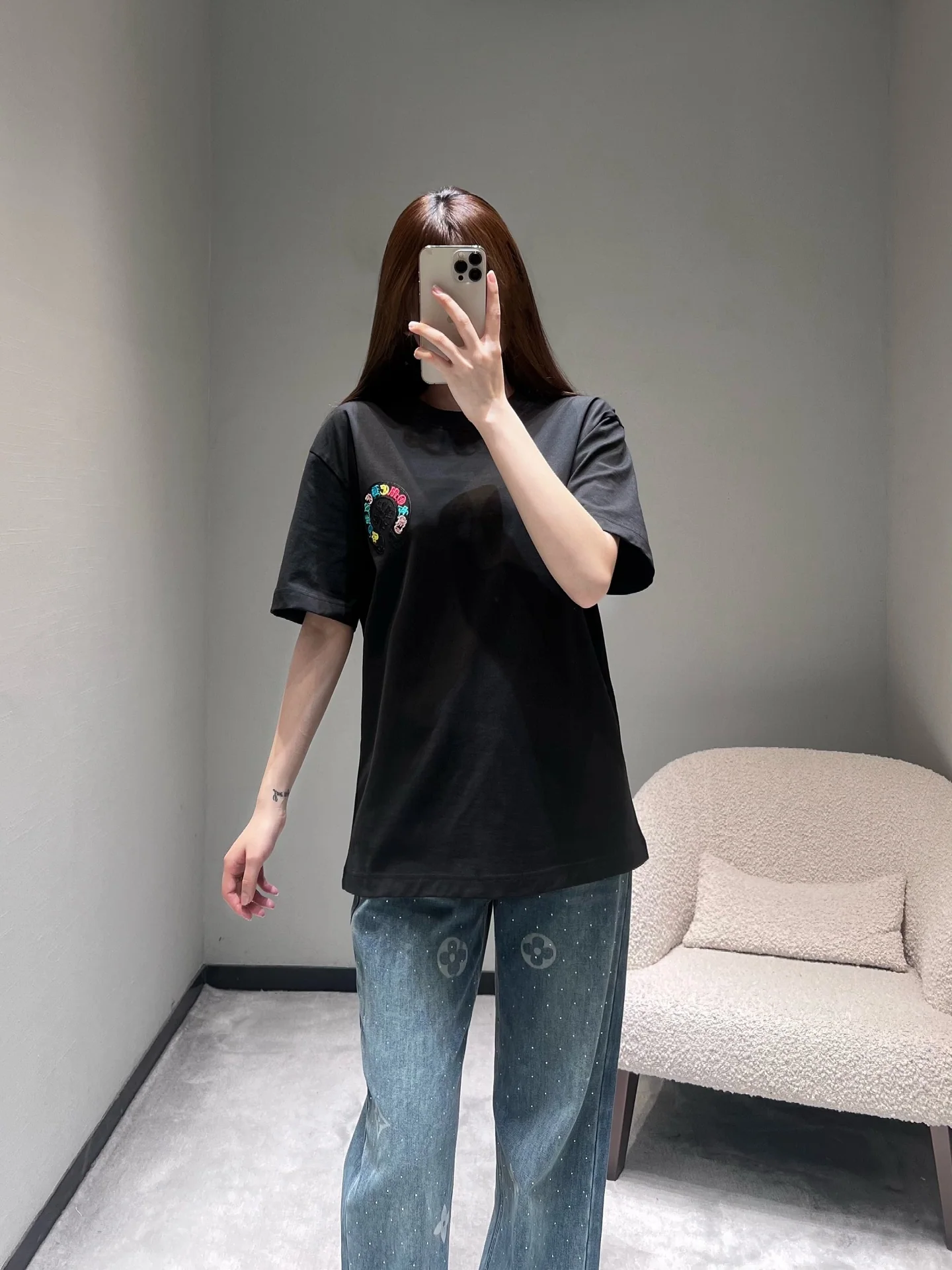 크롬하츠 컬러풀 배지 자수 반팔 티셔츠 상세 이미지 3