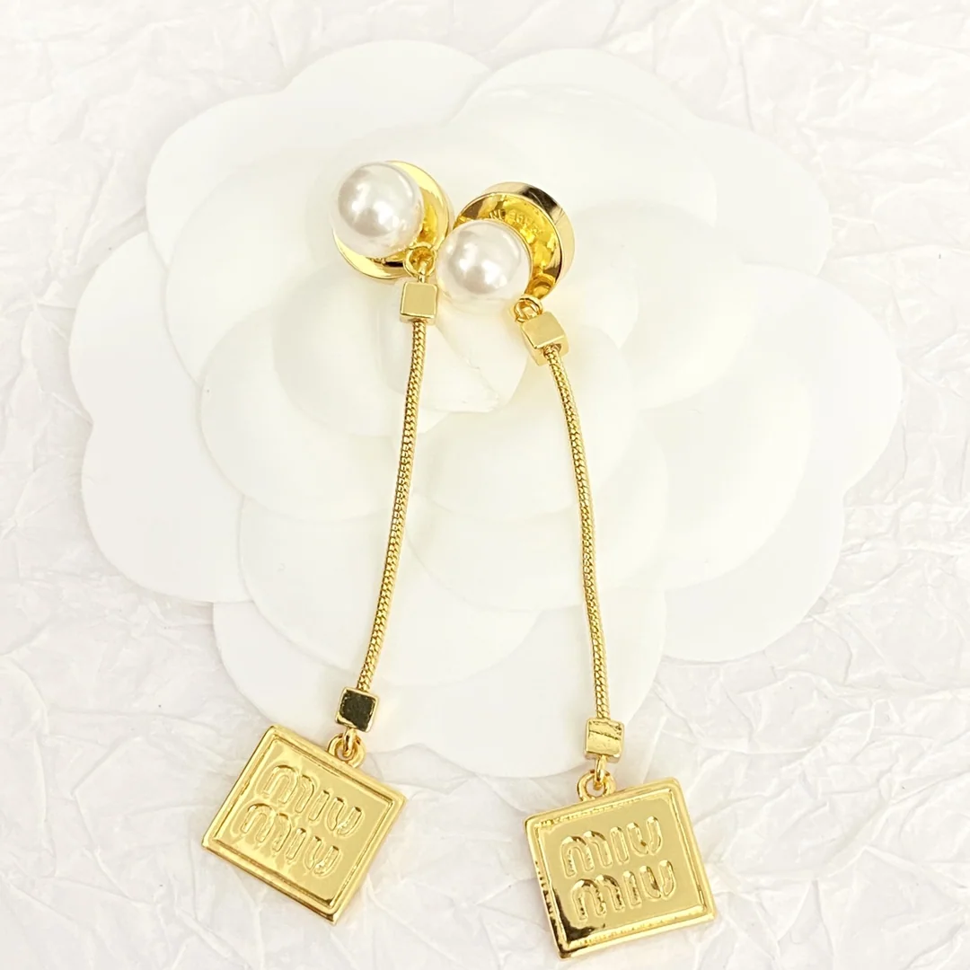 미우미우 귀걸이 61233 Miu Miu Earrings 상세 이미지 3