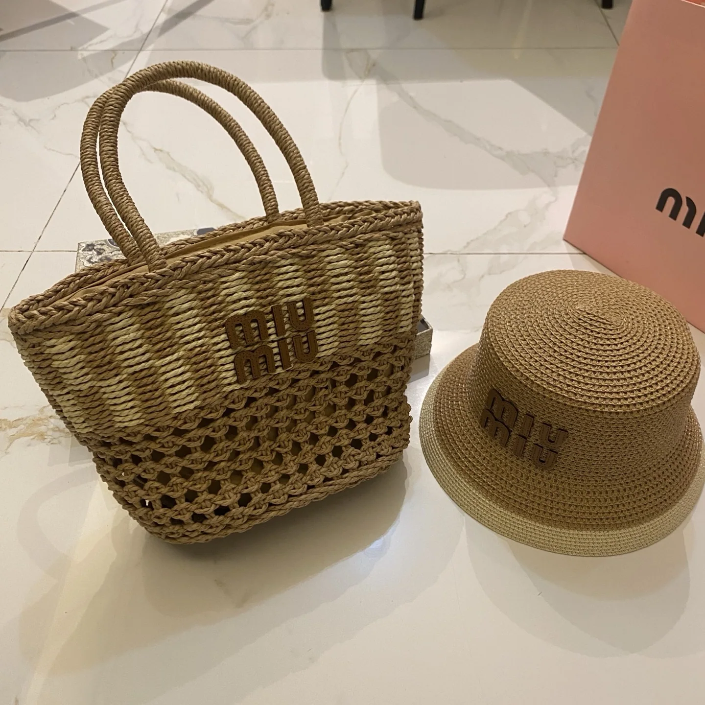 미우미우 버킷 햇 모자 상세 이미지 5