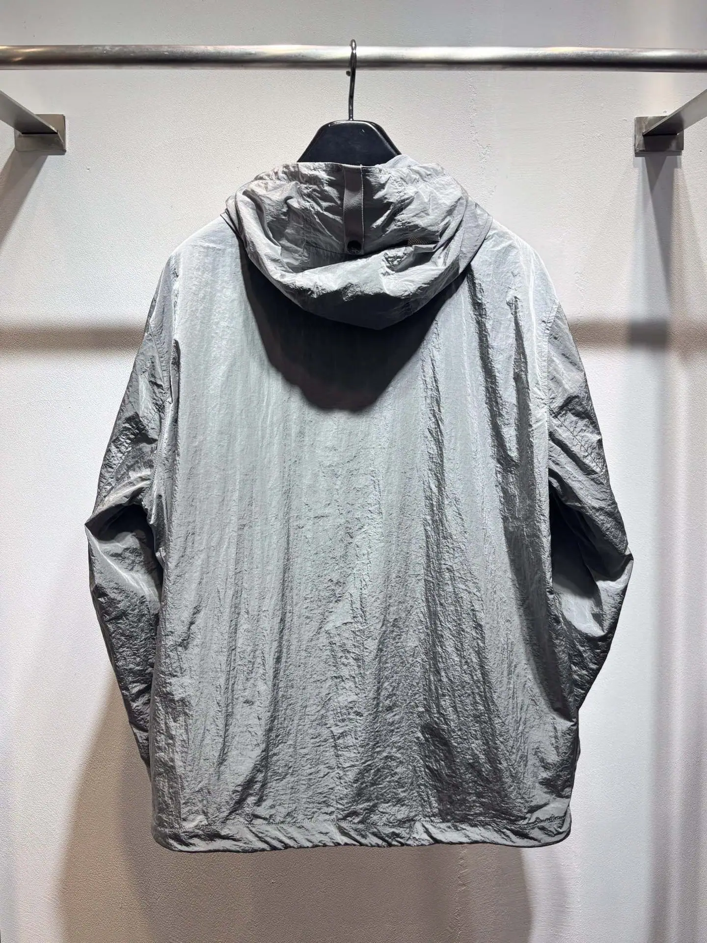 스톤아일랜드 메탈릭 나일론 후드 자켓 M~2XL 상세 이미지 2