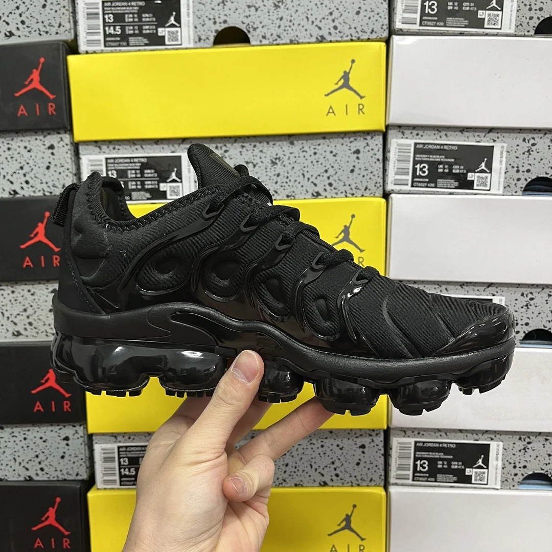 나이키 [OT] 에어 베이퍼맥스 플러스 924453-004 201566 Nike Air VaporMax Plus Triple Black 상세 이미지 4