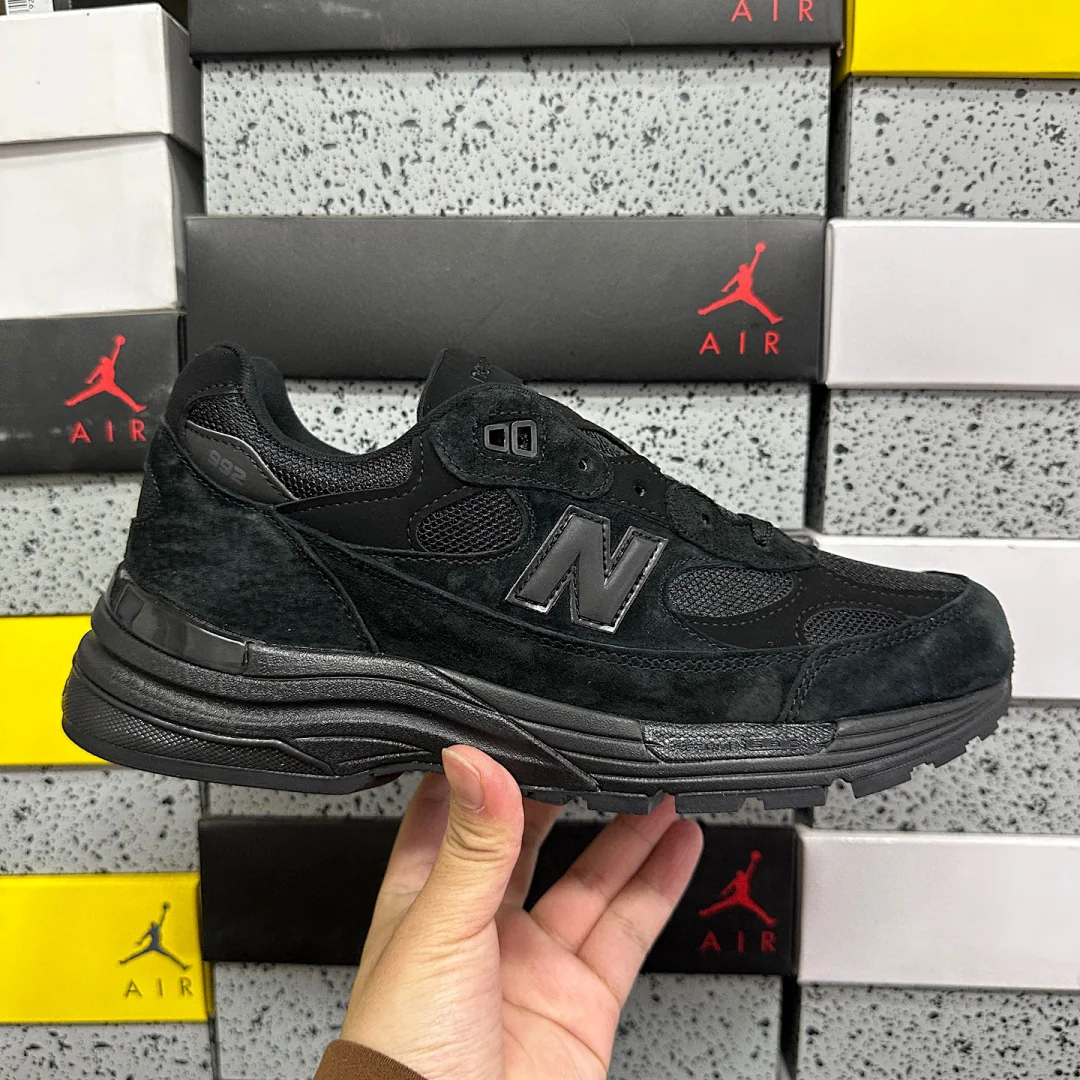 뉴발란스 [ZOK] 992 M992EA 202035 New Balance 992 Triple Black 상세 이미지 10