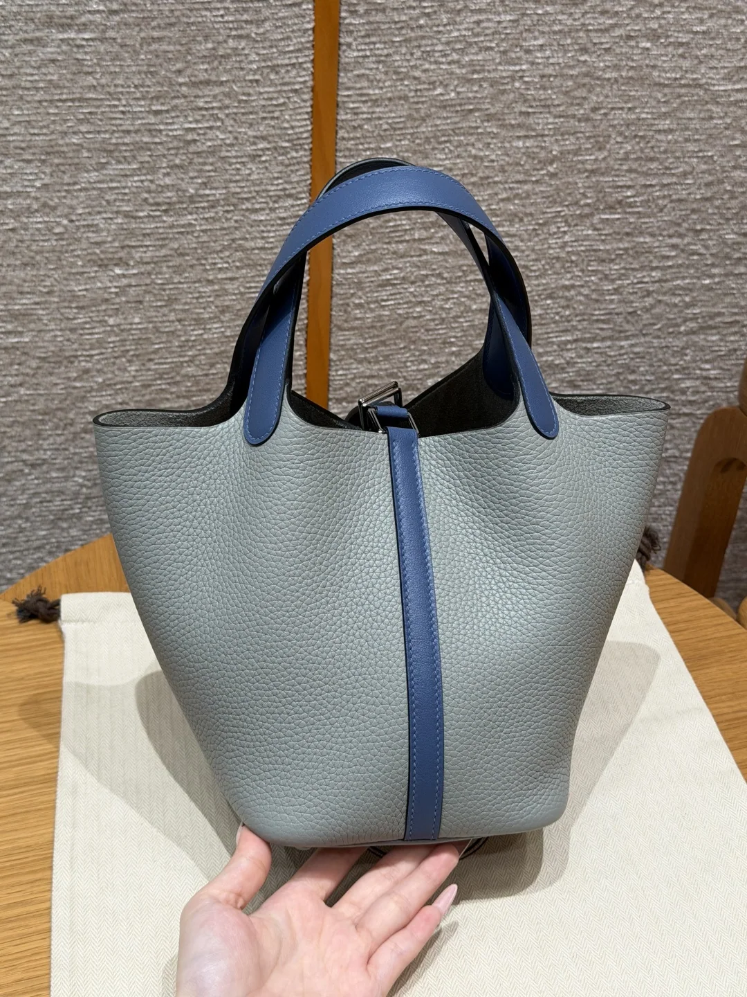 에르메스 피코탄 락 18 cm 가방 상세 이미지 2