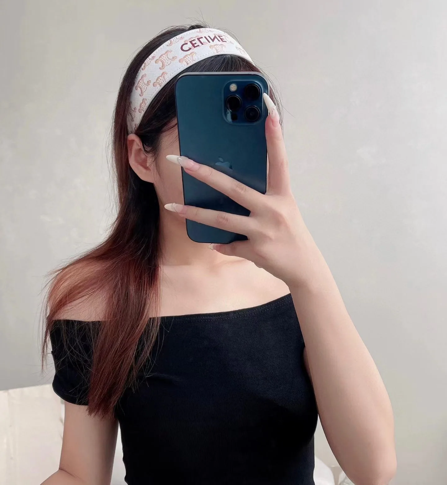 셀린느 개선문 모노그램 헤어밴드 상세 이미지 3
