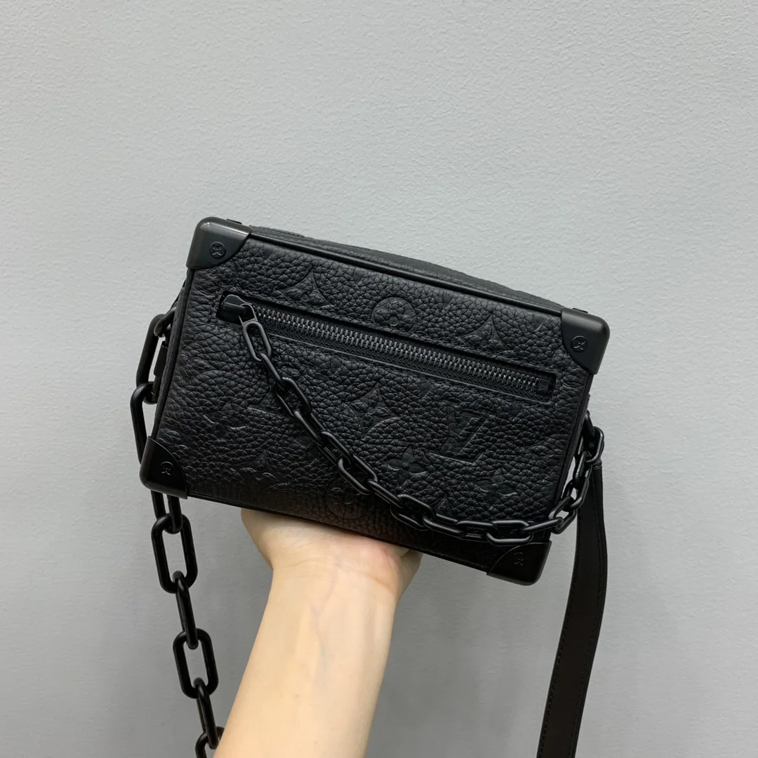 루이비통 미니 소프트 트렁크 가방 M55702 상세 이미지 1