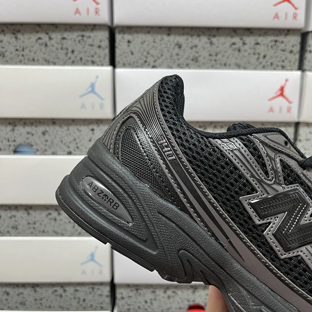 뉴발란스 [XY] 740 U740BO2 202075 New Balance 740 Triple Black 상세 이미지 6