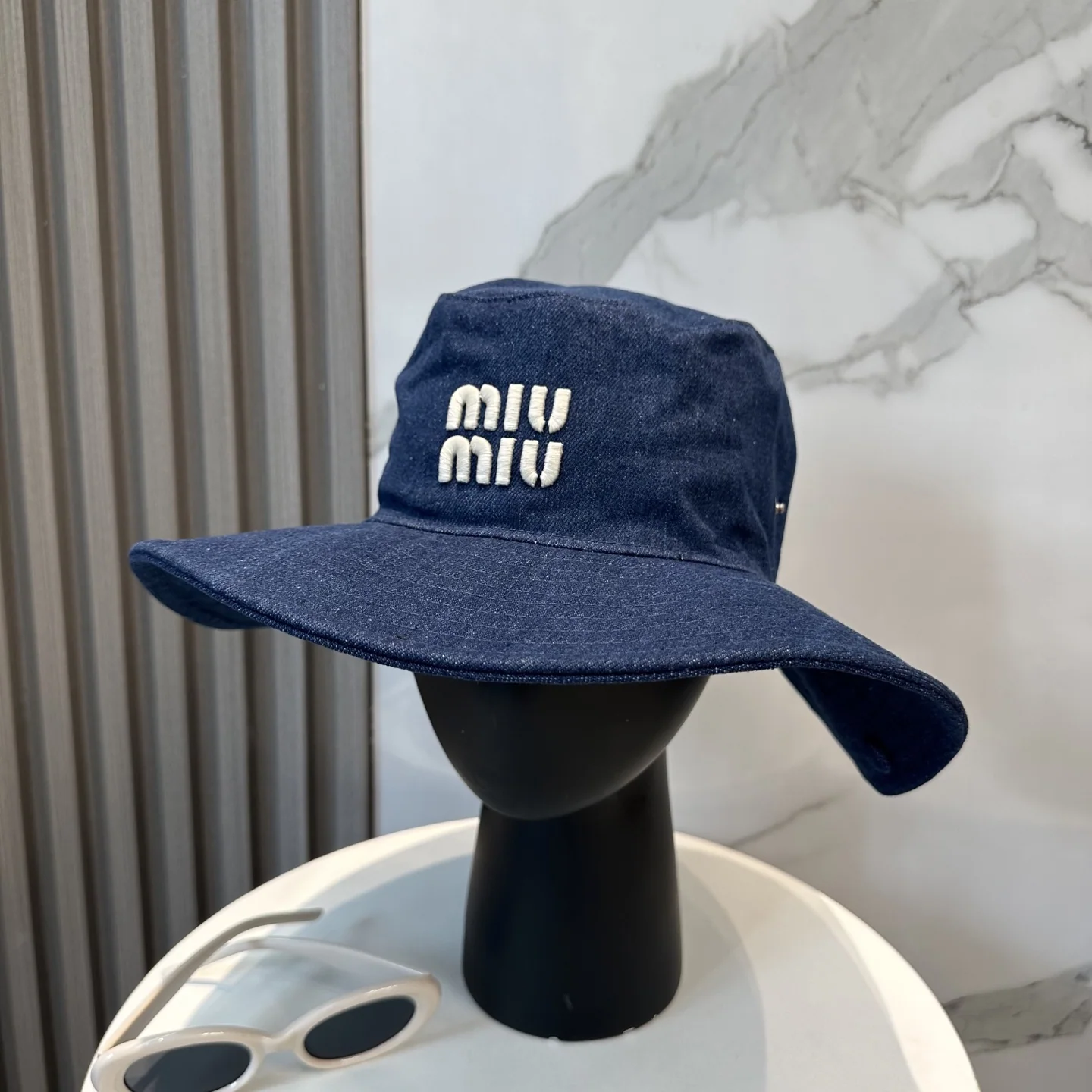 미우미우 버킷 햇 모자 상세 이미지 1