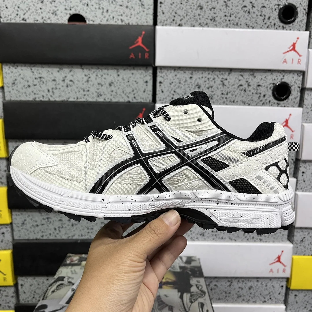 아식스 [XY] 젤 카하나 8 1011B133-100 200334 Asics Gel-Kahana 8 상세 이미지 4