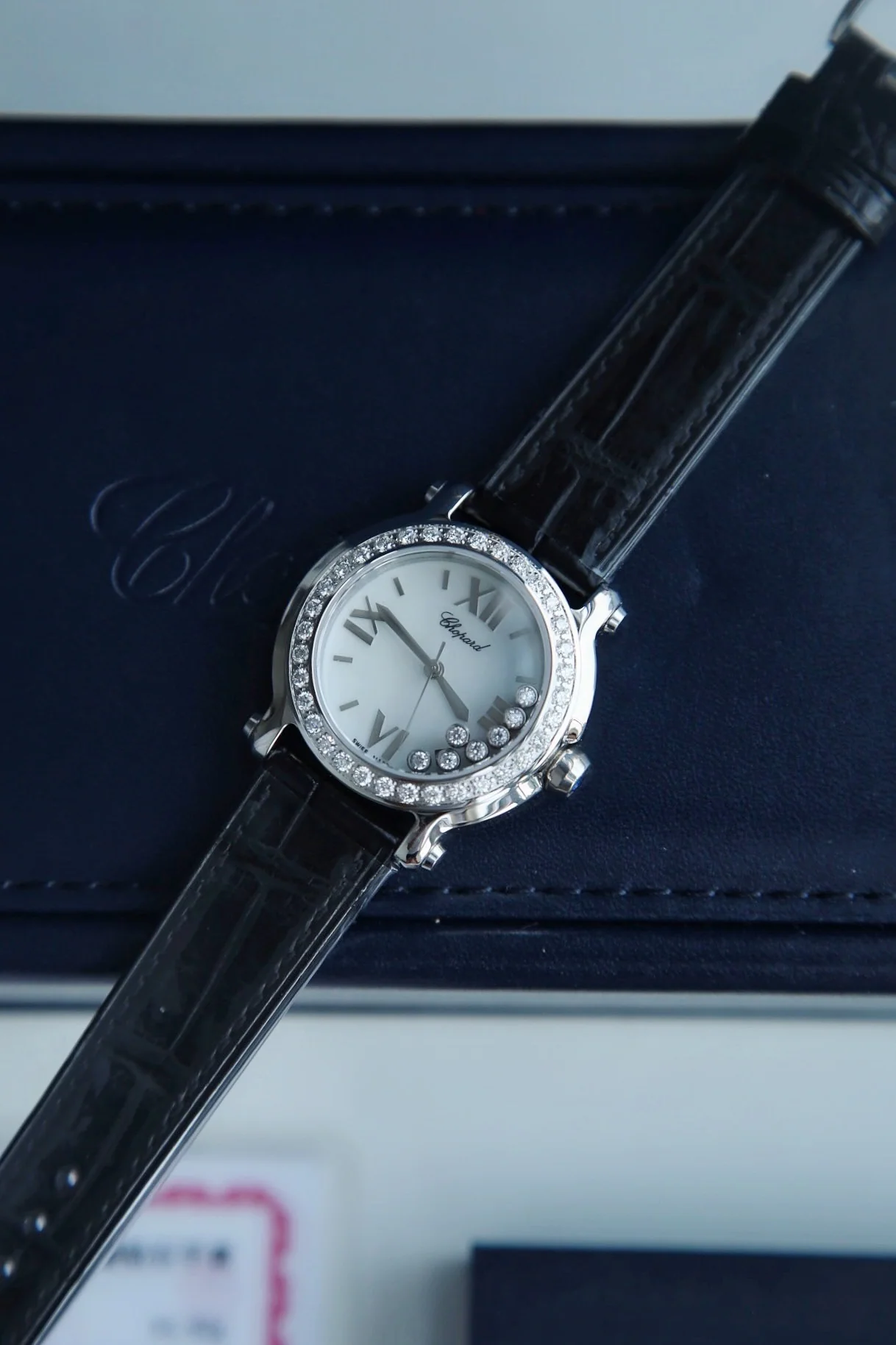 쇼파드 해피 스포츠 VVS 다이아 베젤 여성 시계 상세 이미지 4