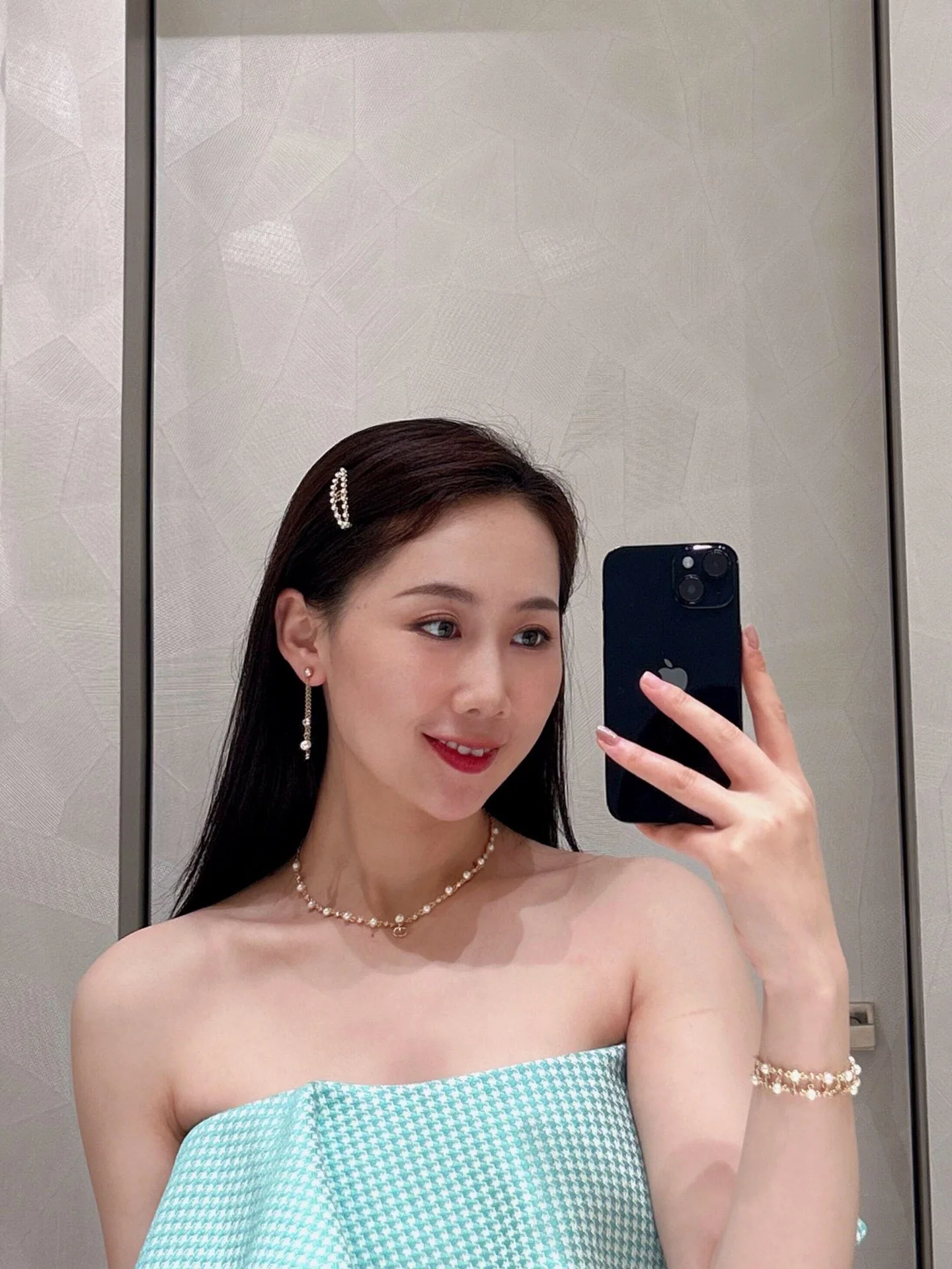 루이비통 더블 체인 비즈 스터드 귀걸이 상세 이미지 8