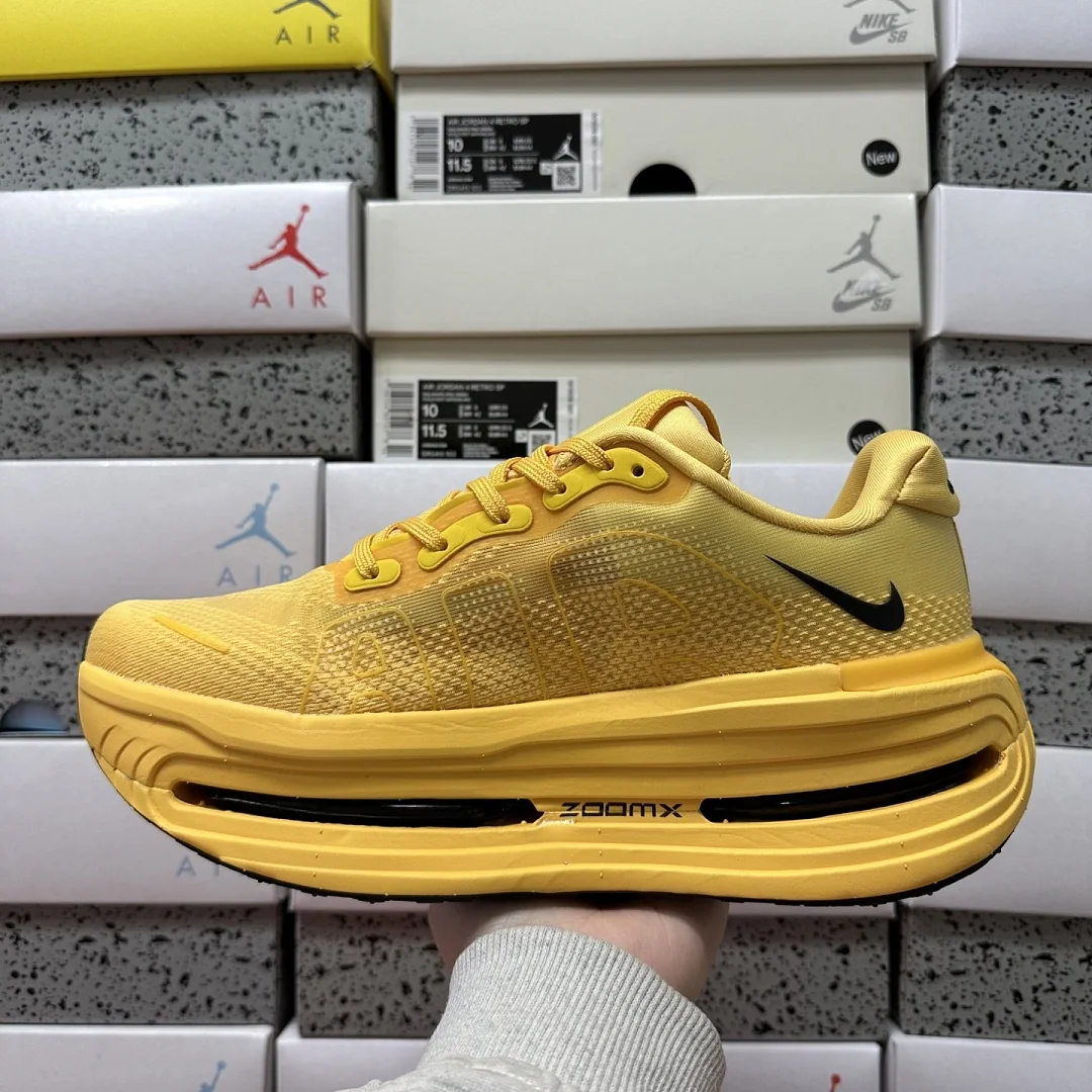 나이키 [5A] 보메로 프리미엄 옐로우 HQ2050-012 201646 Nike Vomero Premium 상세 이미지 8
