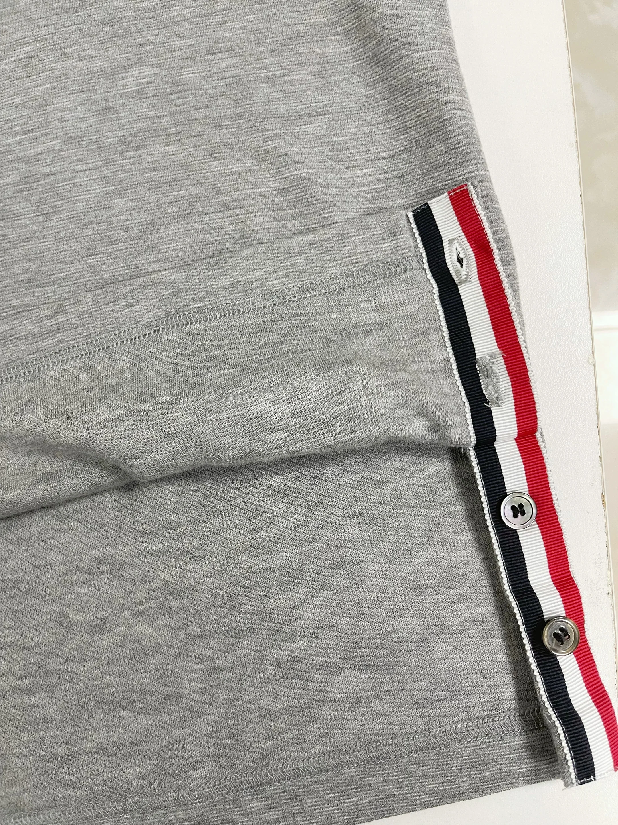 톰브라운 남성 반팔 상세 이미지 18