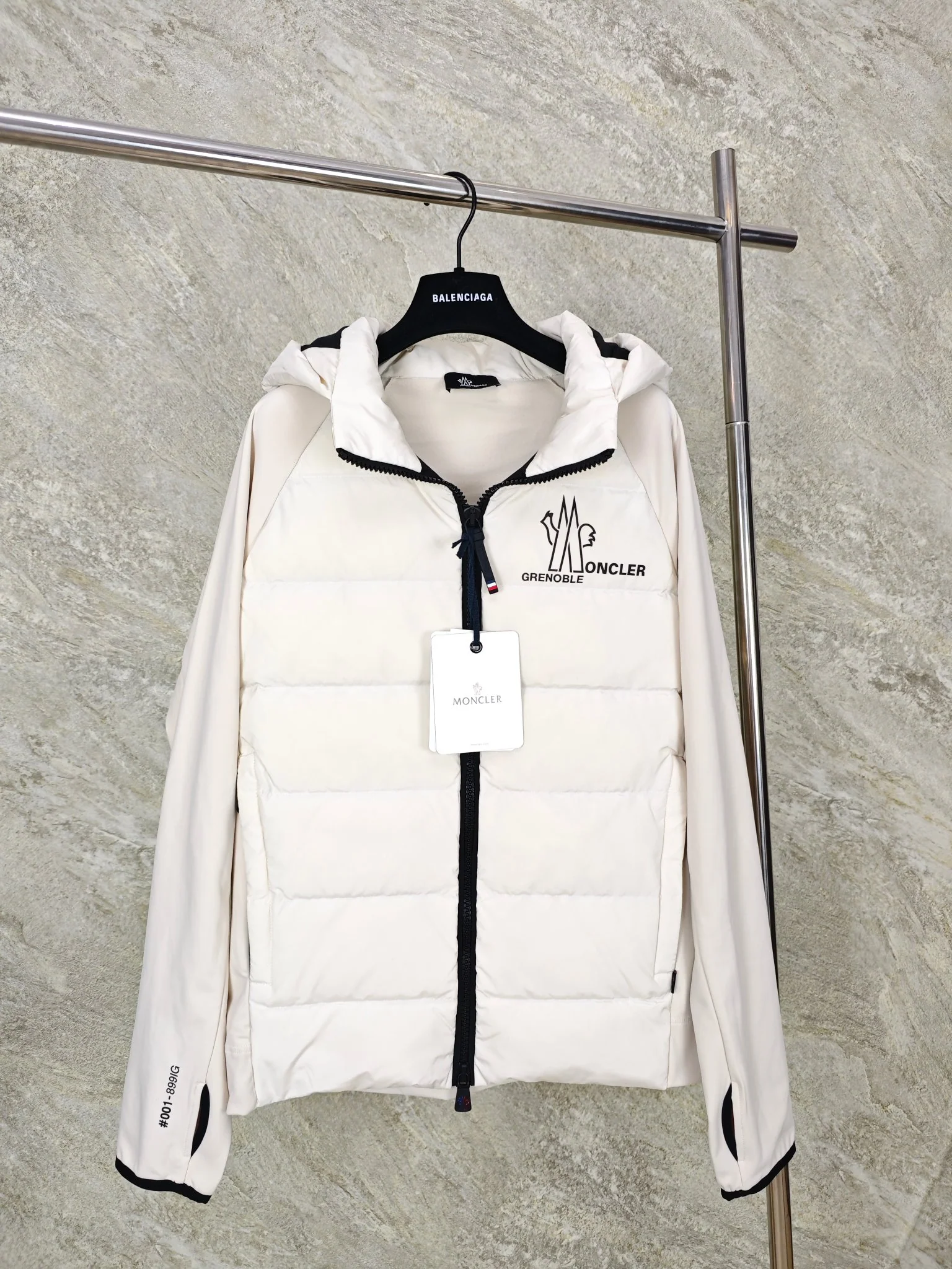 몽클레어 매글리아 25FW