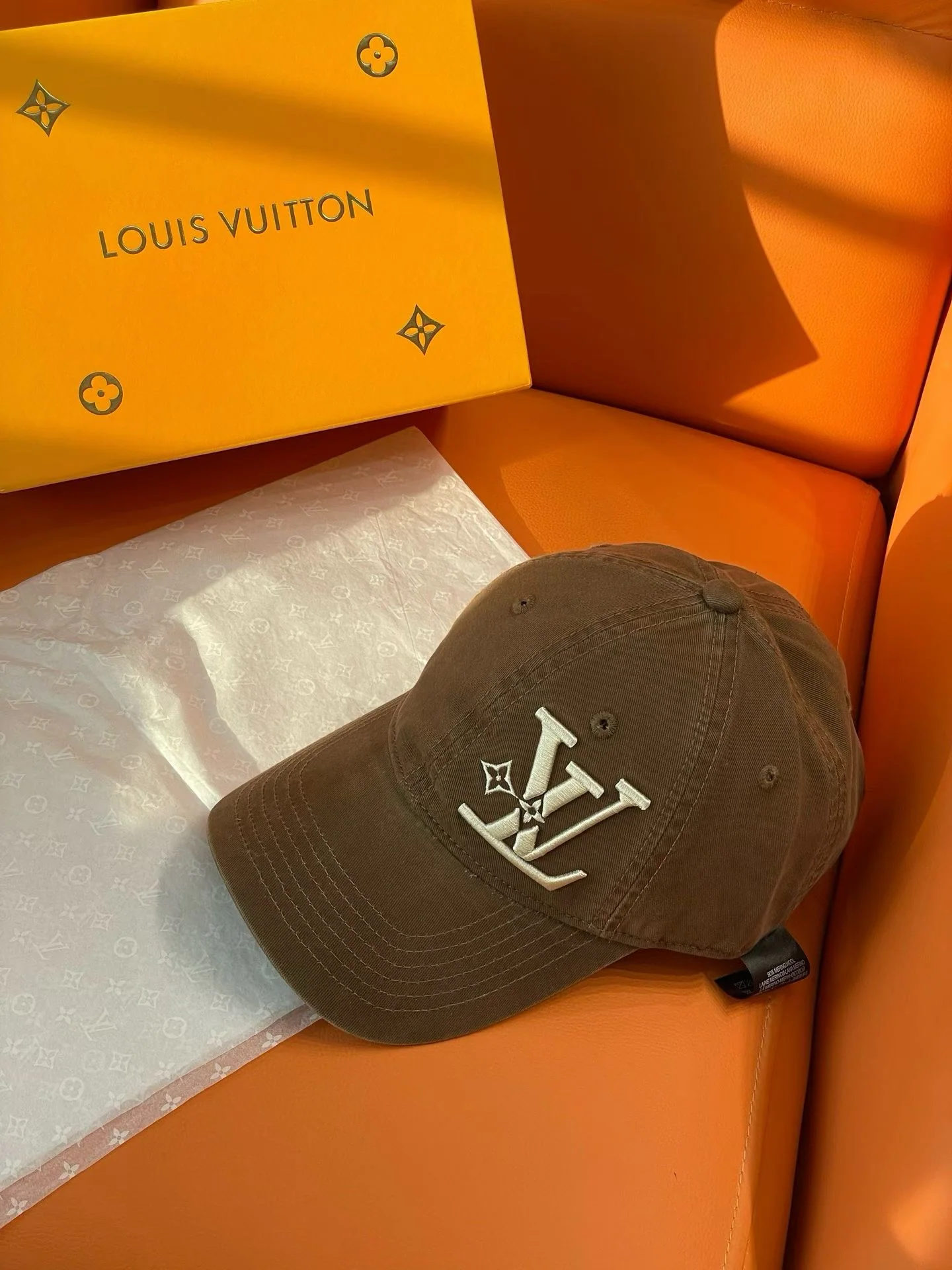 루이비통 3D 자수 LV 로고 야구모자 상세 이미지 5