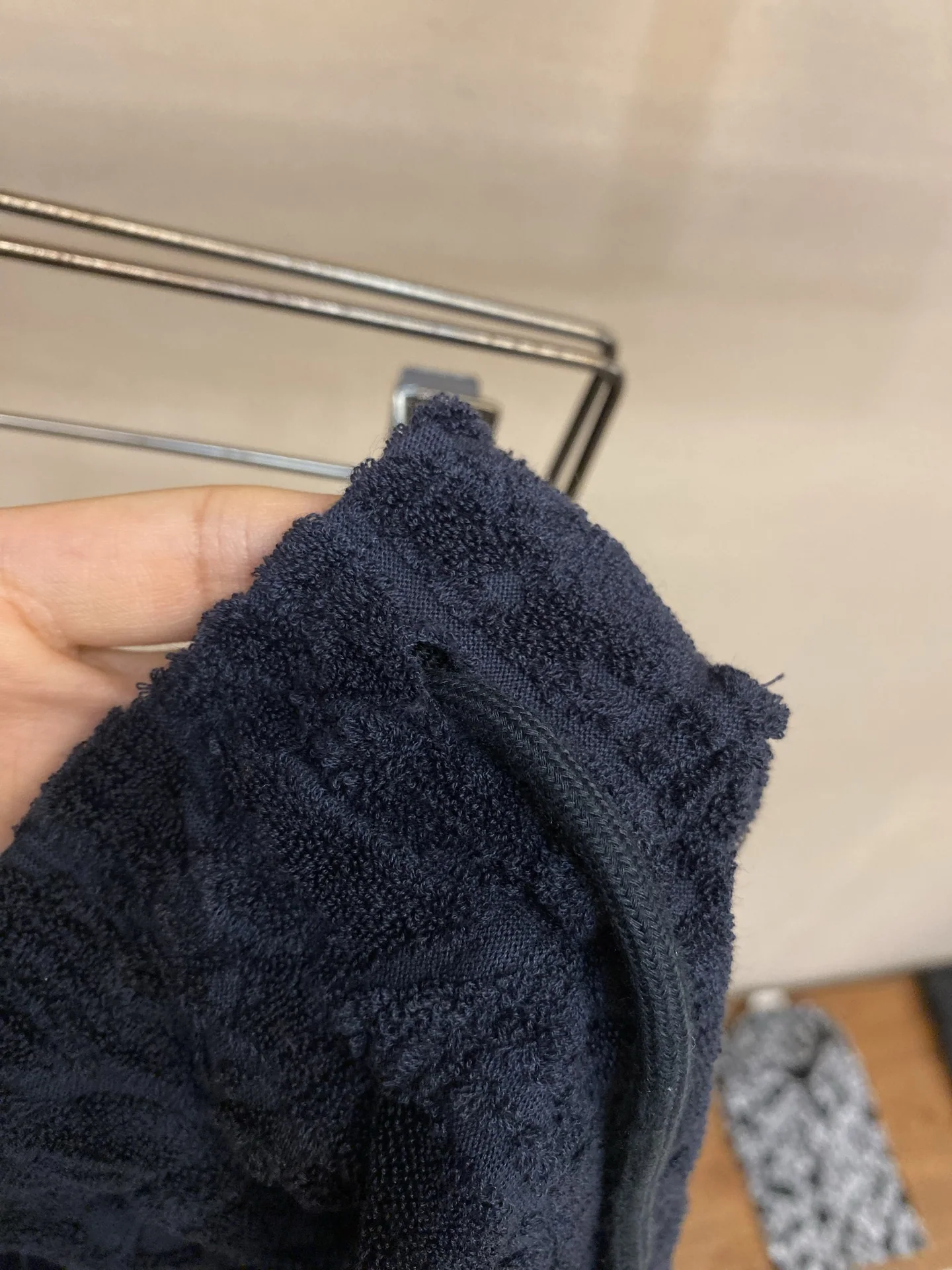 디올 남성 반바지 26FW 52784 Dior Shorts 상세 이미지 5