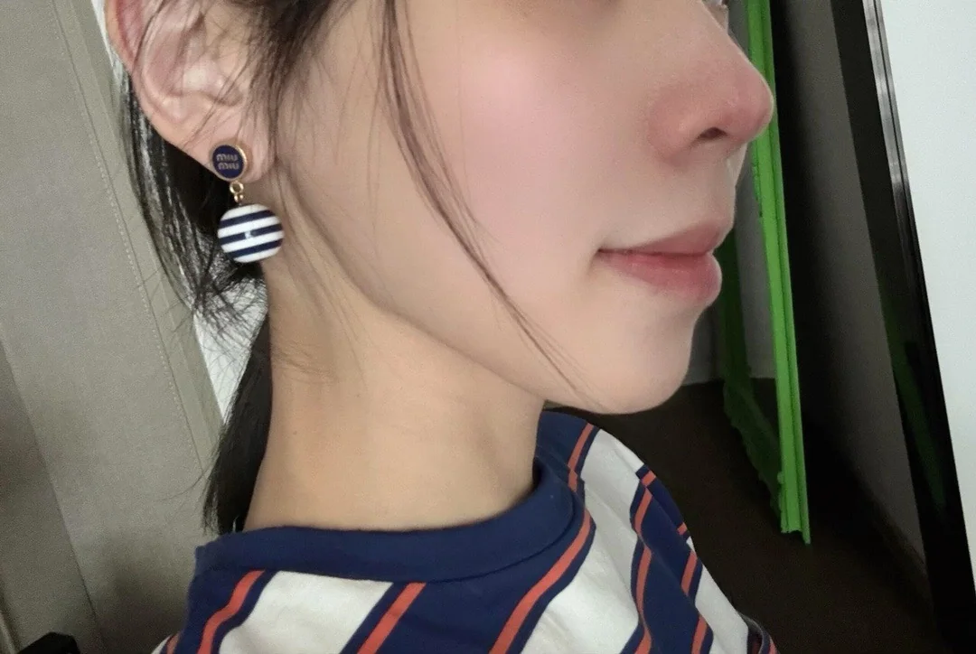 미우미우 귀걸이 61007 Miu Miu Earrings 상세 이미지 4