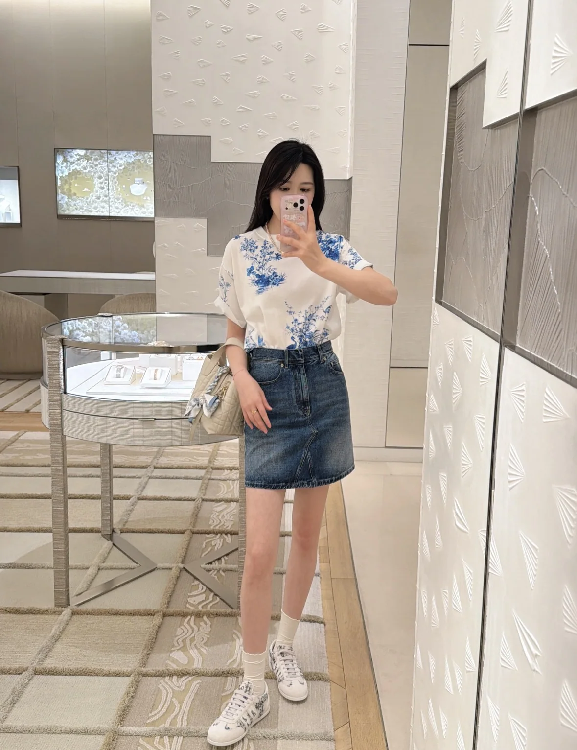 디올 블루 화조 프린트 여성 반팔 티셔츠 상세 이미지 2
