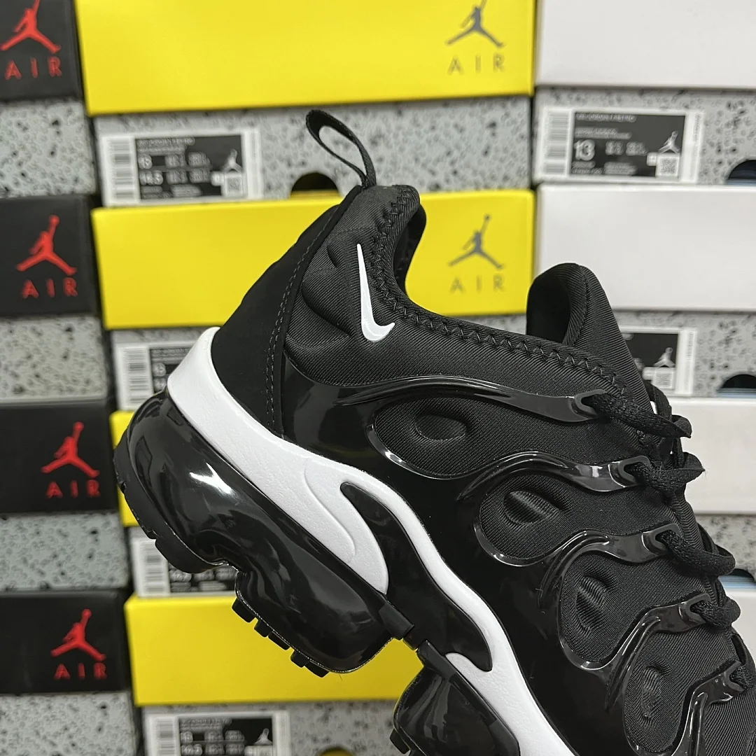 나이키 [OT] 에어 베이퍼맥스 플러스 블랙 화이트 924463-010 201594 Nike Air VaporMax Plus 상세 이미지 3