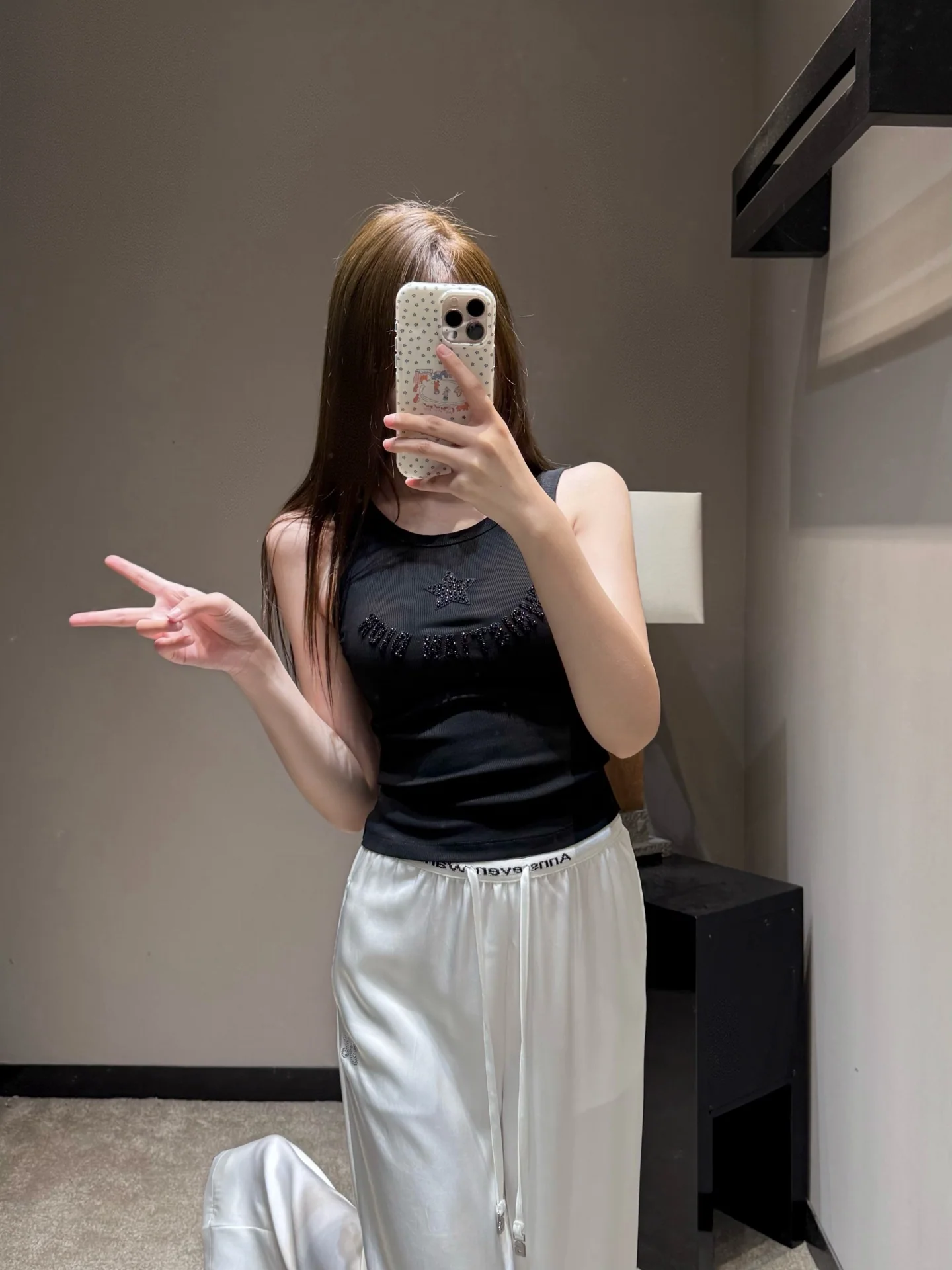 디올 비즈 별 장식 여성 반팔 티셔츠 상세 이미지 1