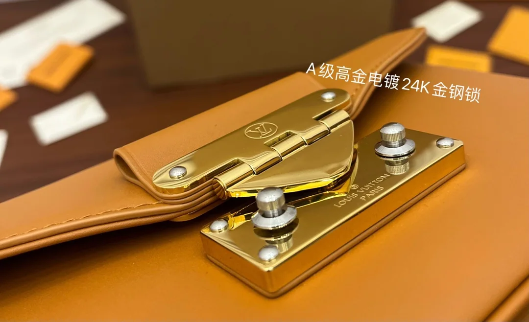 루이비통 M20396 가죽 가방 상세 이미지 2