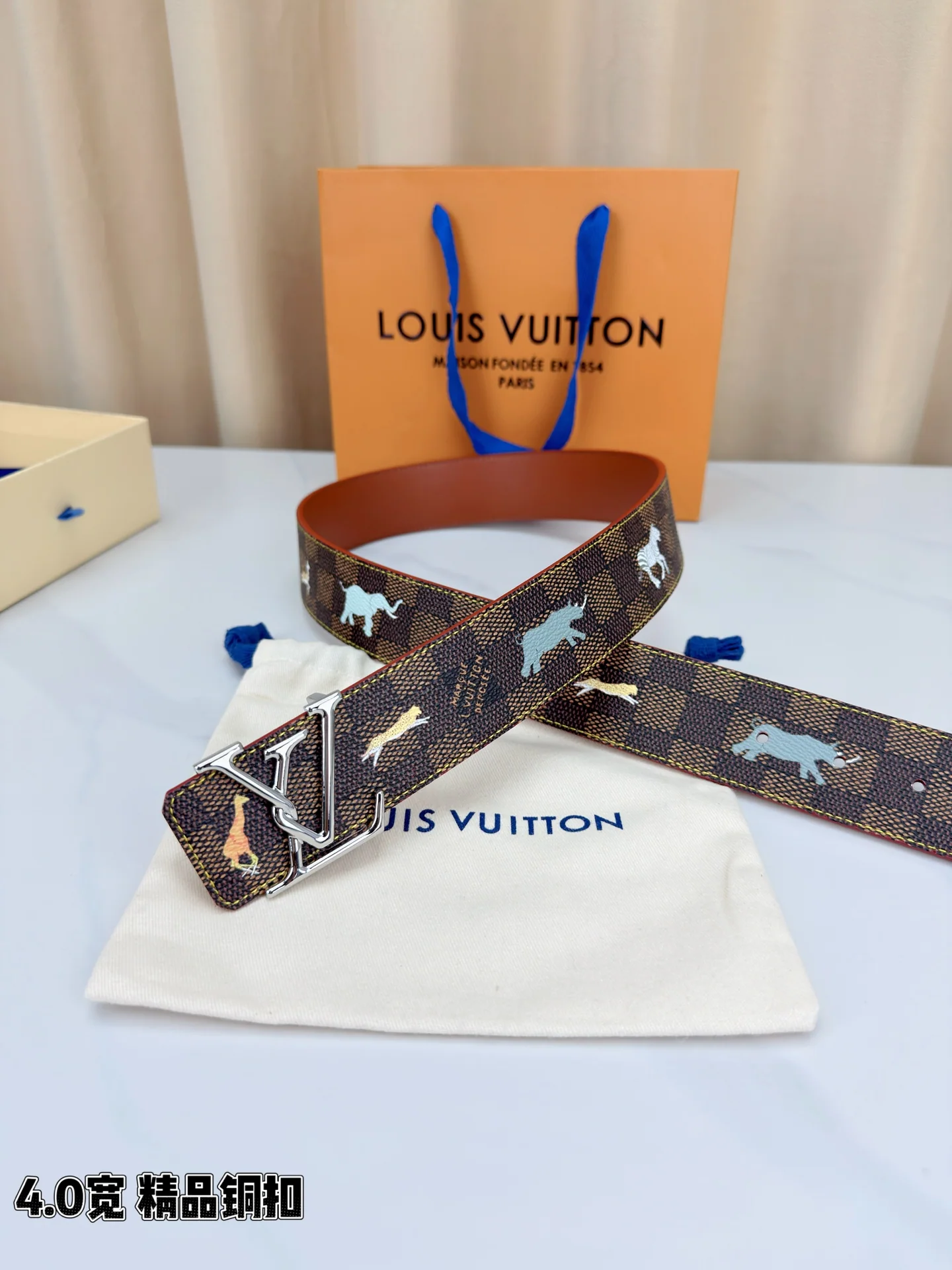 루이비통 골드 LV 버클 체크 캔버스 벨트 상세 이미지 7