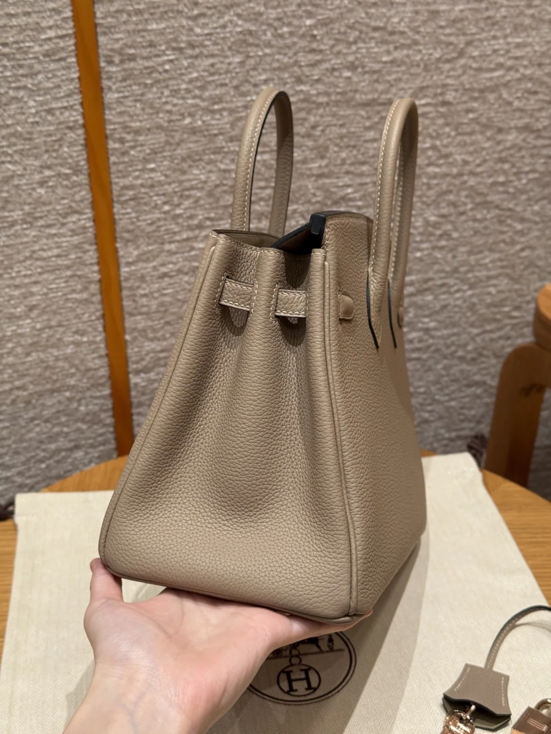 에르메스 버킨 더브 그레이 토고 가죽 25 cm 가방 상세 이미지 6