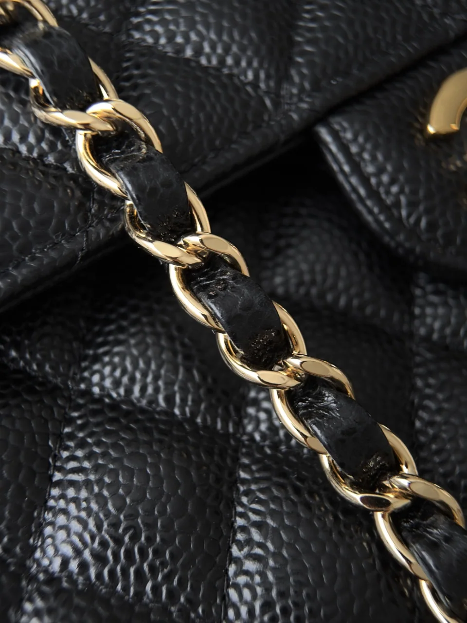 샤넬 CF 23 볼 블랙 골드 가방 상세 이미지 4