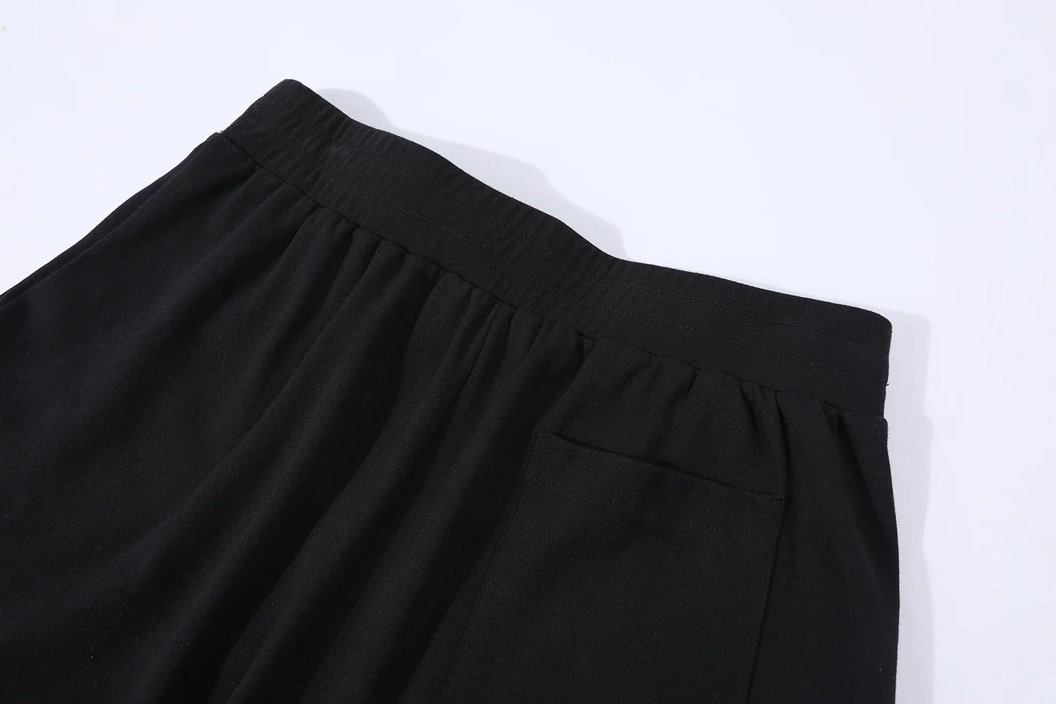 루이비통 LV 25 SS 니트 라인스톤 쇼츠 5276 Louis Vuitton Shorts 상세 이미지 4