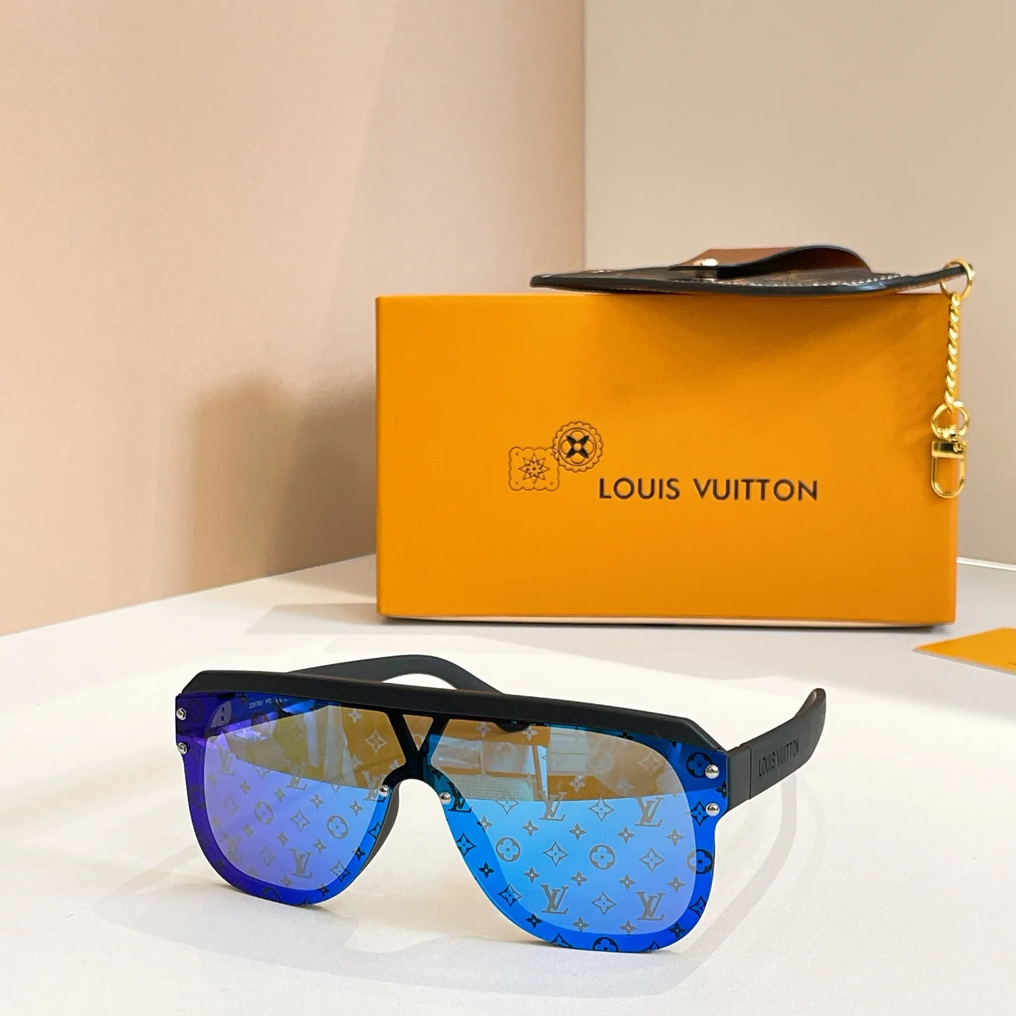 루이비통 선글라스 72910 Louis Vuitton Sunglasses 상세 이미지 2
