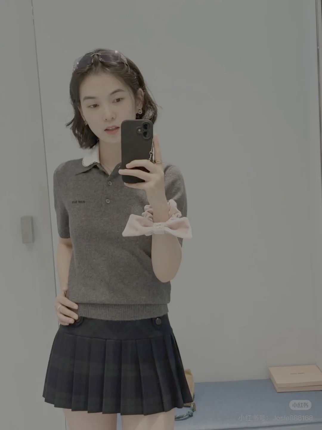 미우미우 탈착 레이스 카라 캐시미어 반팔 니트 상세 이미지 8
