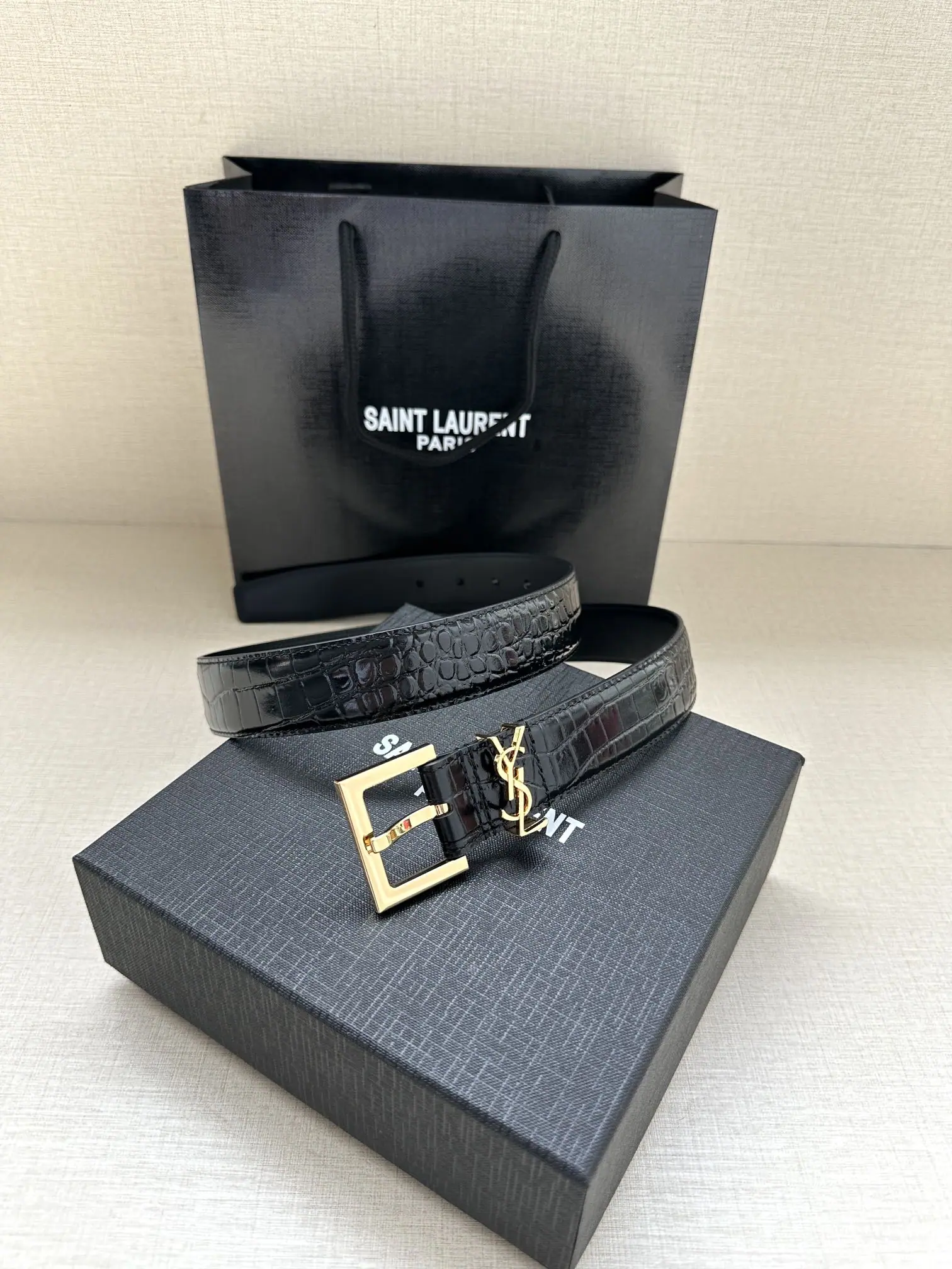 생로랑 YSL 모노그램 악어무늬 가죽 스퀘어 버클 벨트 상세 이미지 6
