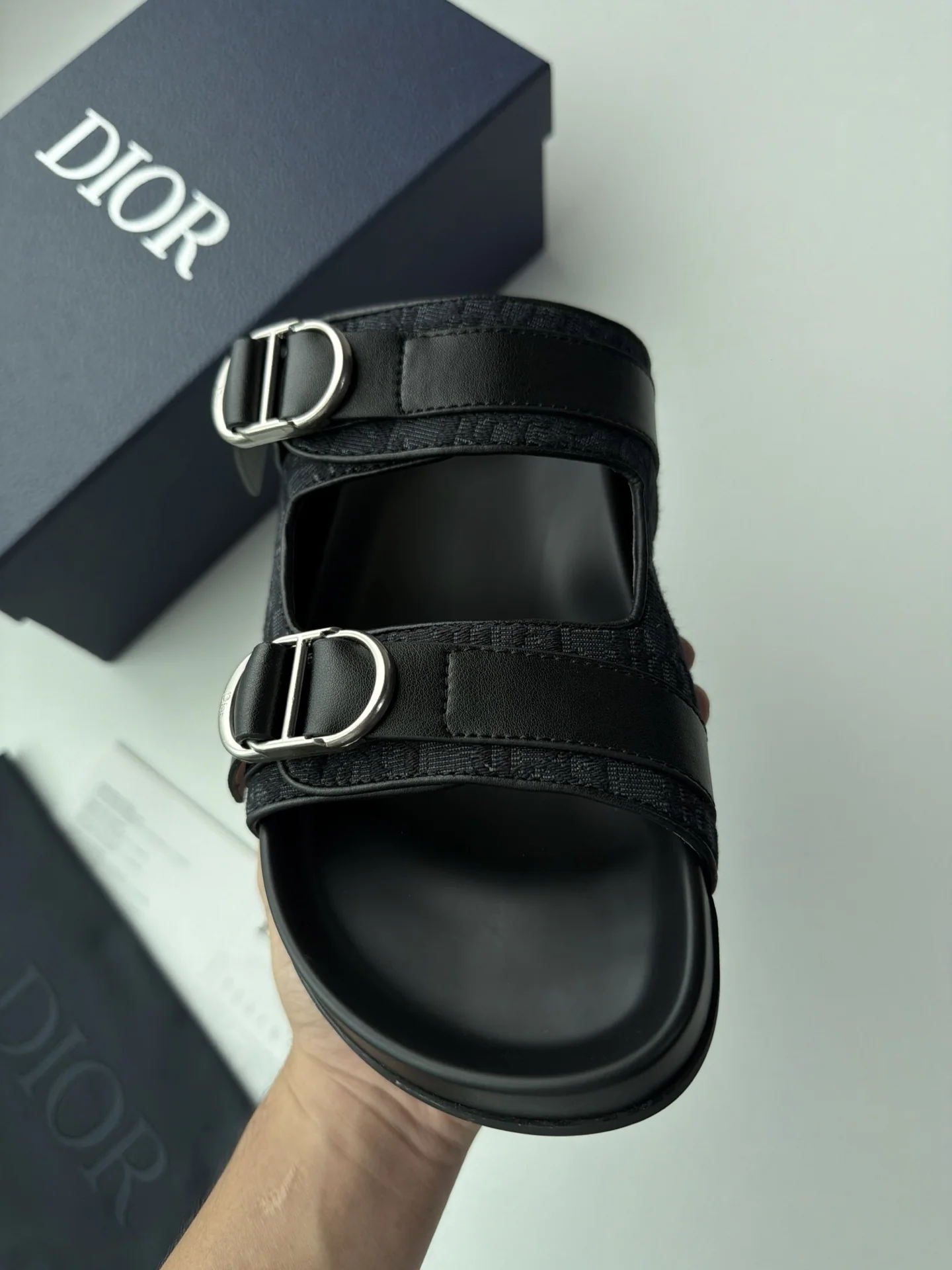 디올 D-오르 아쿠아 벨벳 샌달 상세 이미지 6