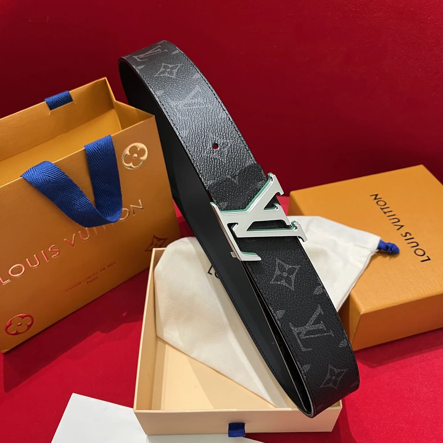 루이비통 LV 옵틱 버클 캔버스 벨트 상세 이미지 6