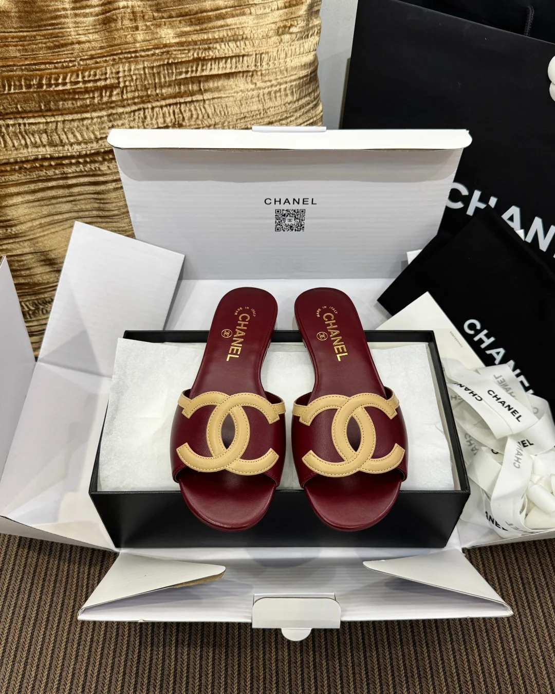 샤넬 더블 C 로고 샌들 상세 이미지 1