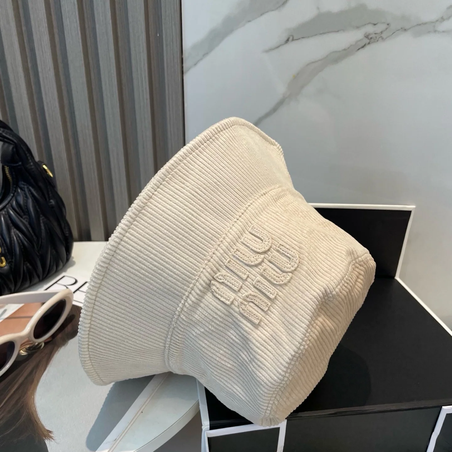 미우미우 모자 81324 Miu Miu Cap 상세 이미지 7