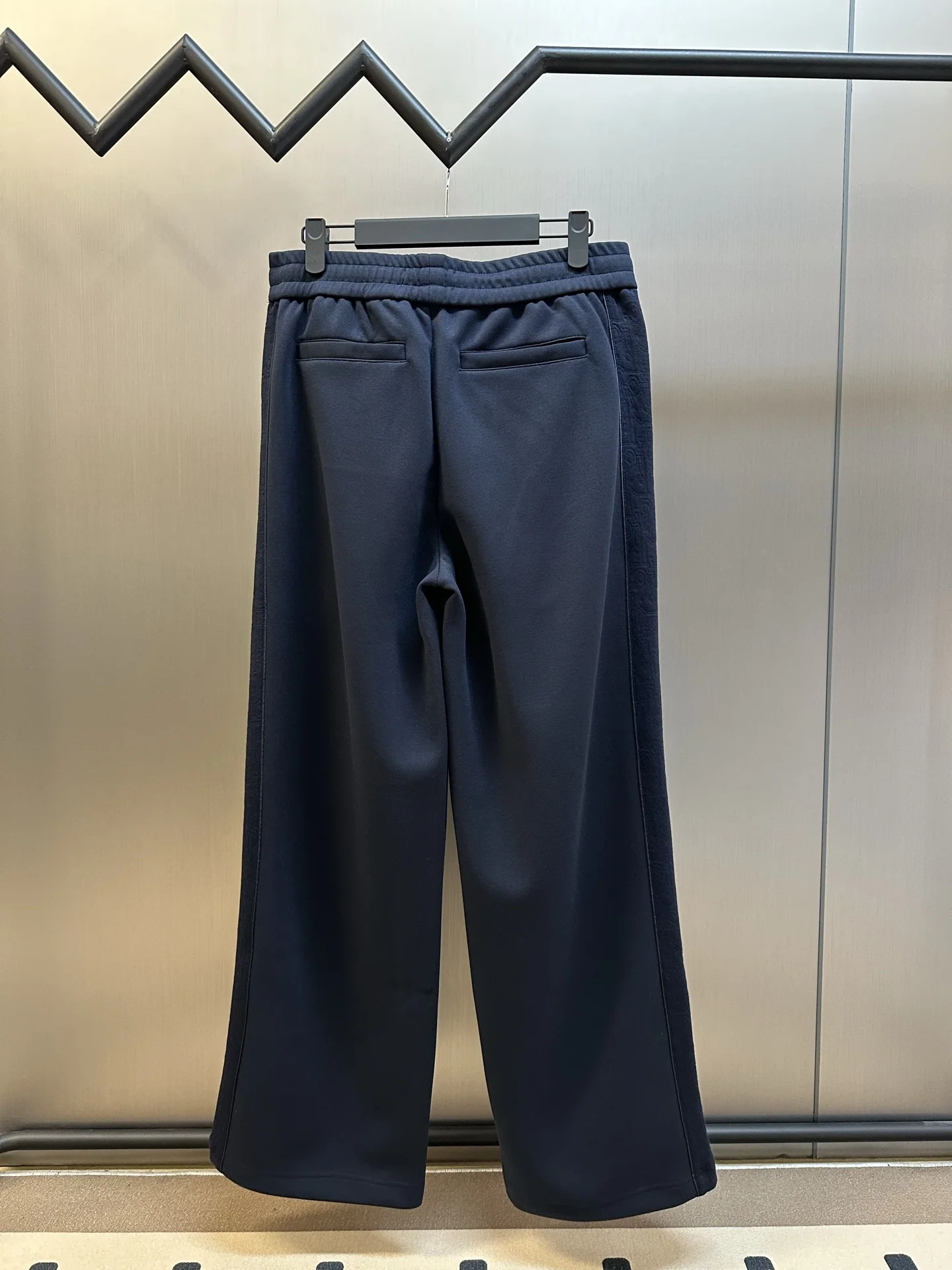 디올 오블리크 패치워크 남성 바지 상세 이미지 4