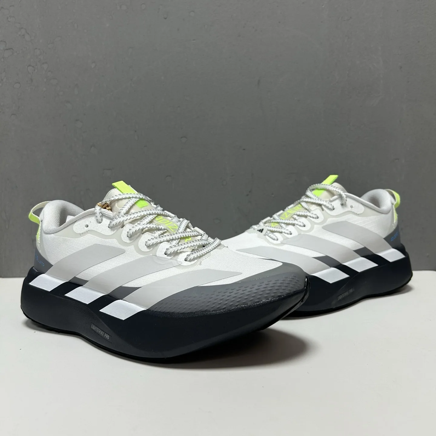 아디다스 신발 157707 Adidas Sneakers 상세 이미지 4
